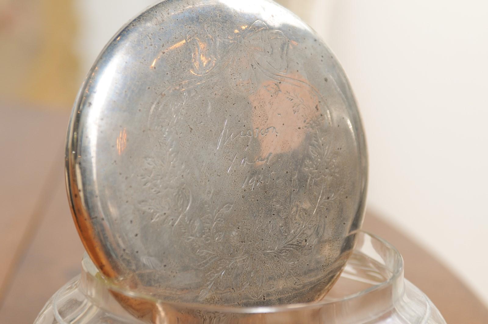 Small English 1920s Glass Vanity Jar with Incised Silver Lid and Etched Design For Sale 5