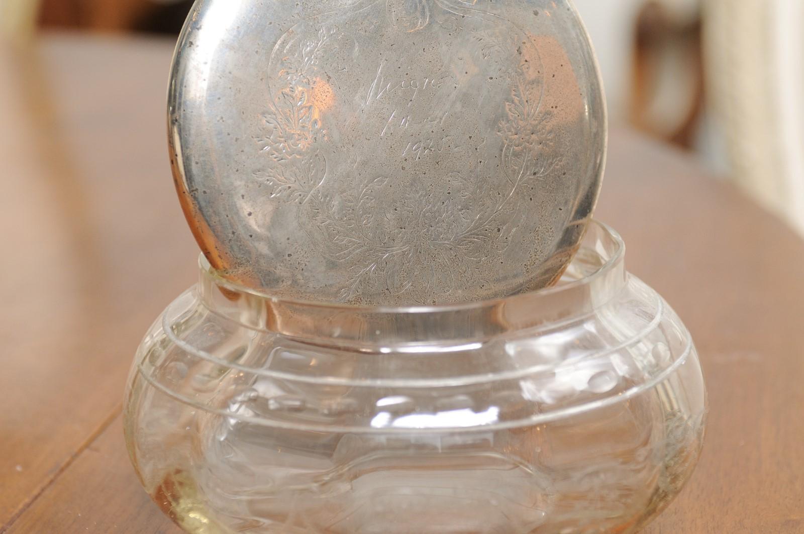 Small English 1920s Glass Vanity Jar with Incised Silver Lid and Etched Design For Sale 6
