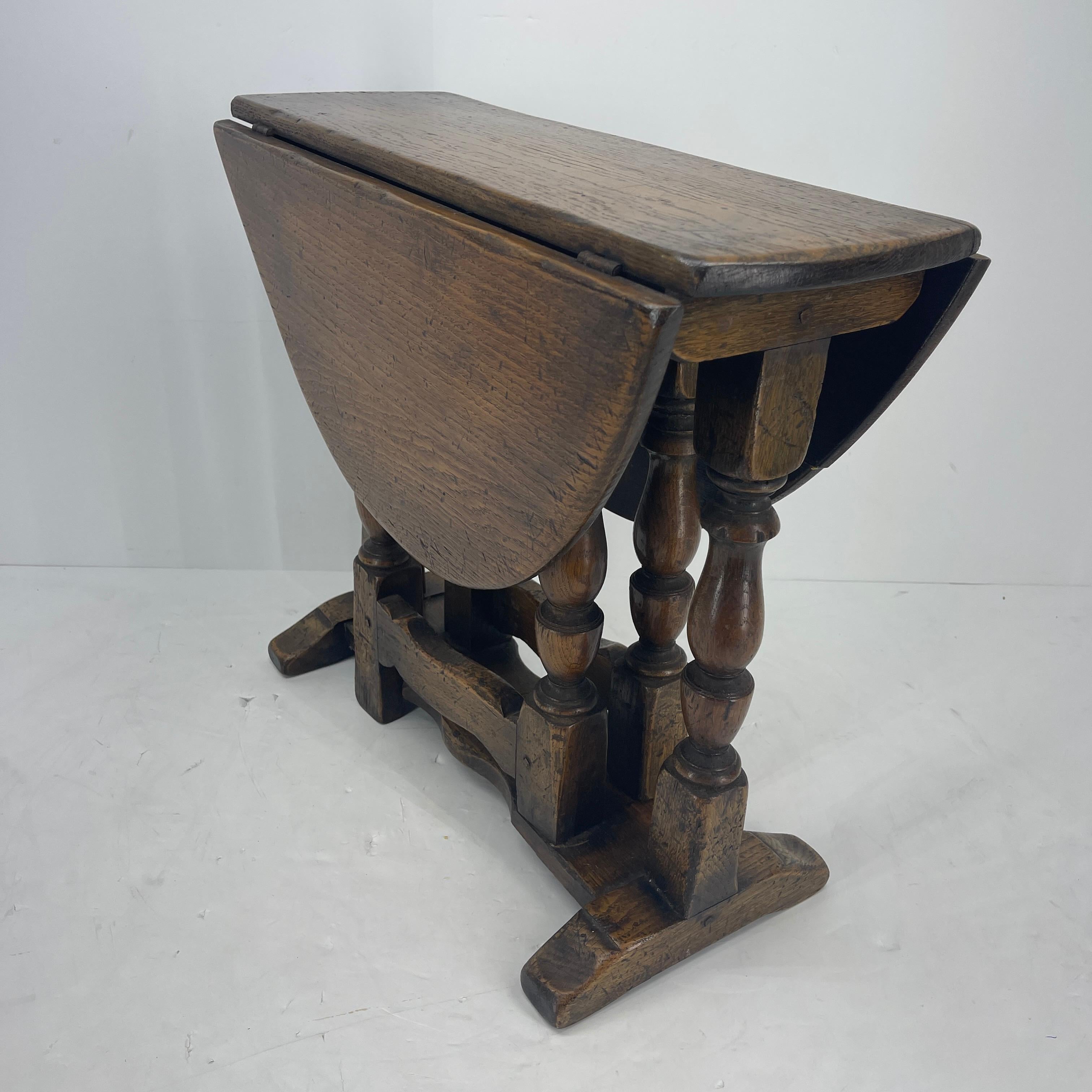 Small English 19th Century Gate Leg Drop Leaf Oak Table Salesman Sample 5
