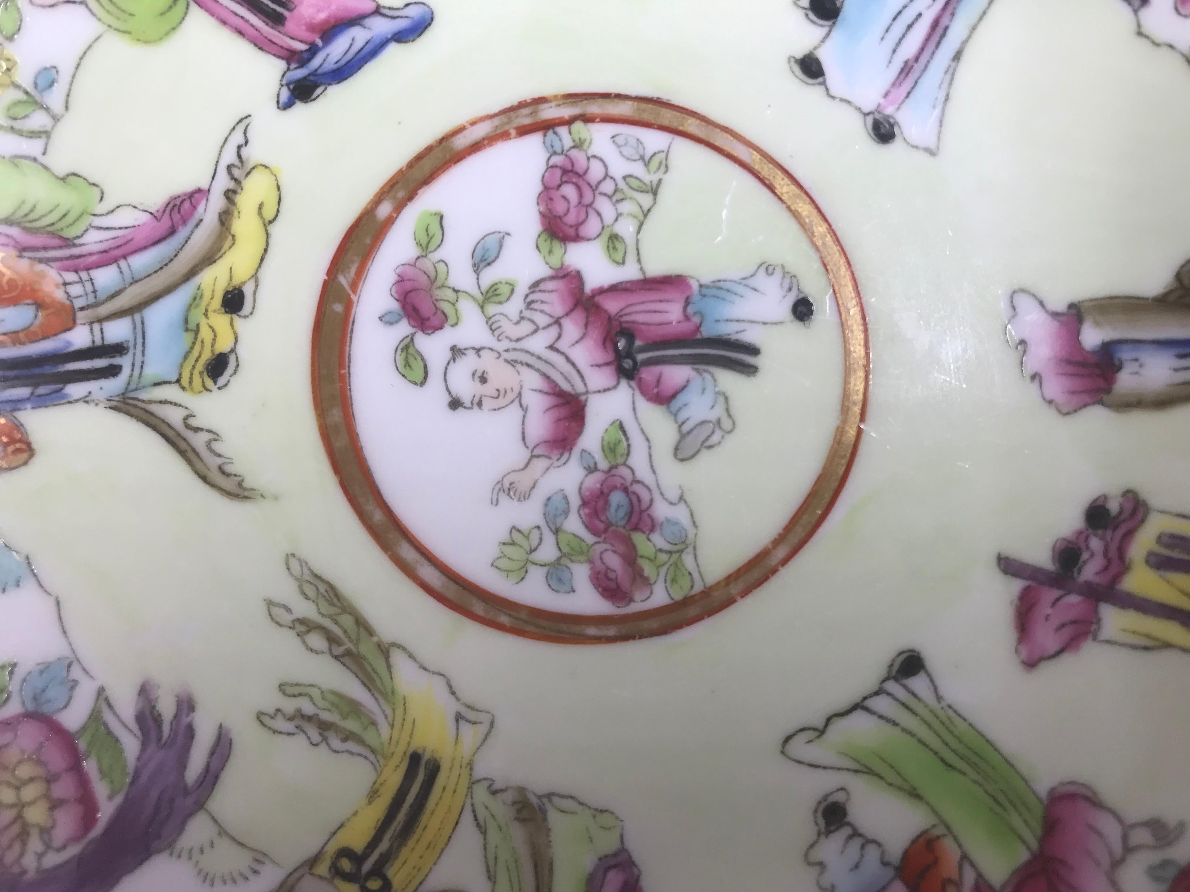 Hand-Painted Small English Chinoiserie Plate For Sale