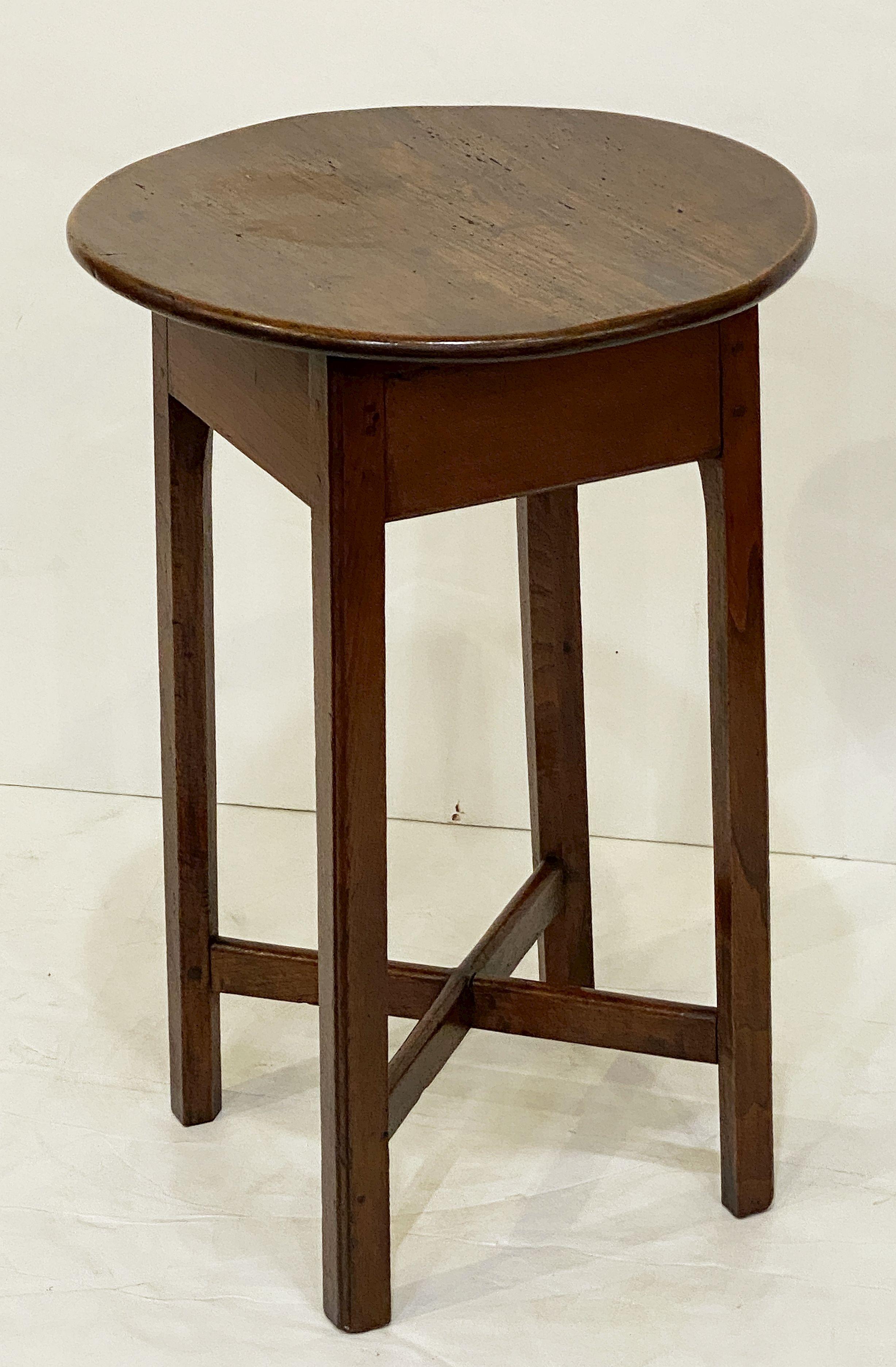 Small English Cricket Table of Oak 3