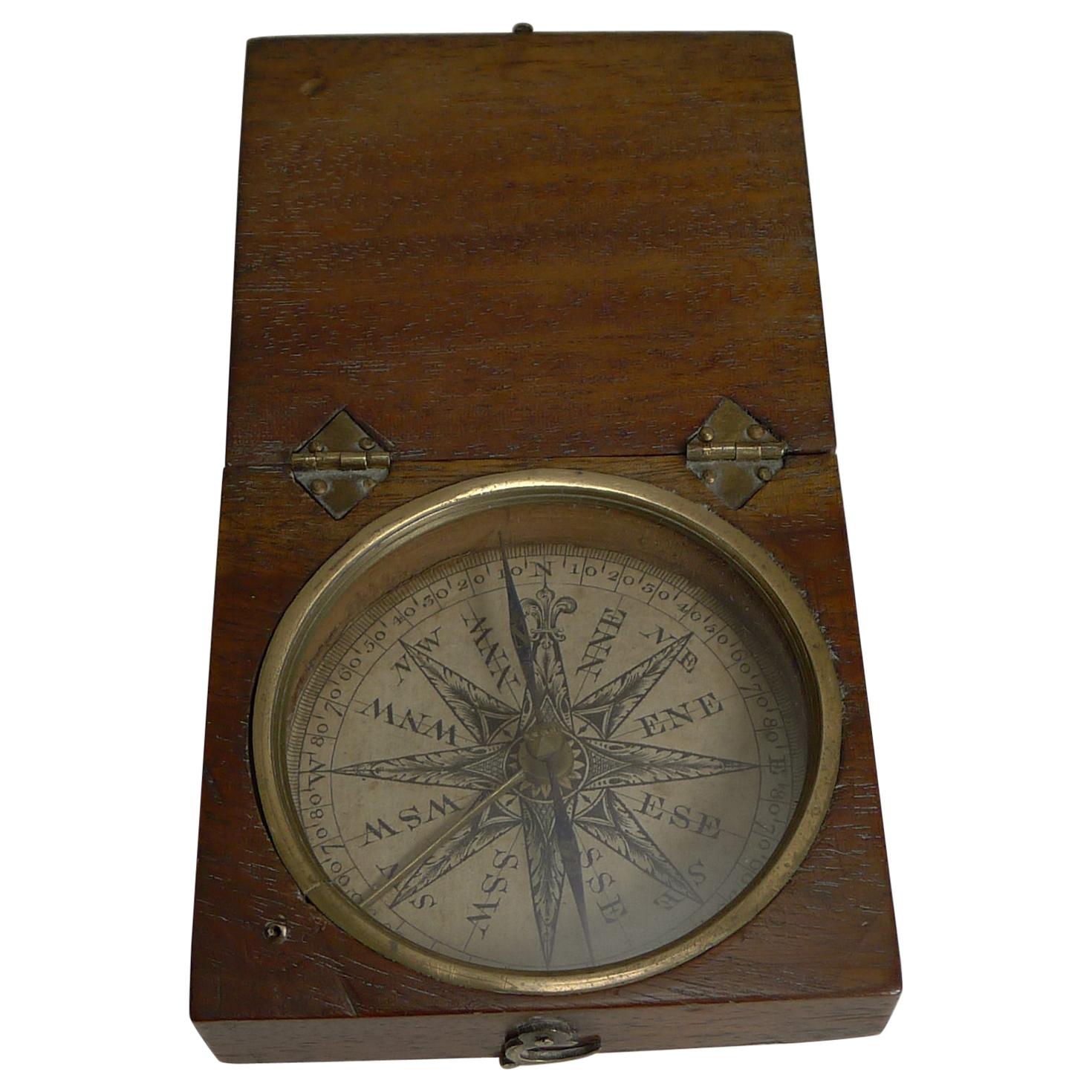 Small English Georgian Pocket Compass circa 1800 in Mahogany Case