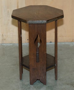 SMALL ENGLISH OAK LIBERTY LONDON STYLE ART NOUVEAU SIDE END LAMP WiNE TABLE