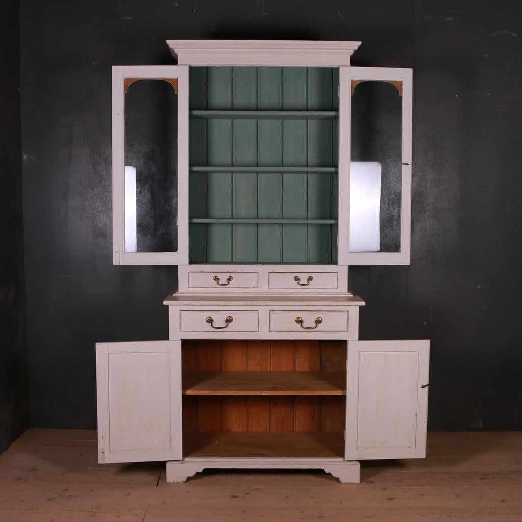 Small English Painted Bookcase 2