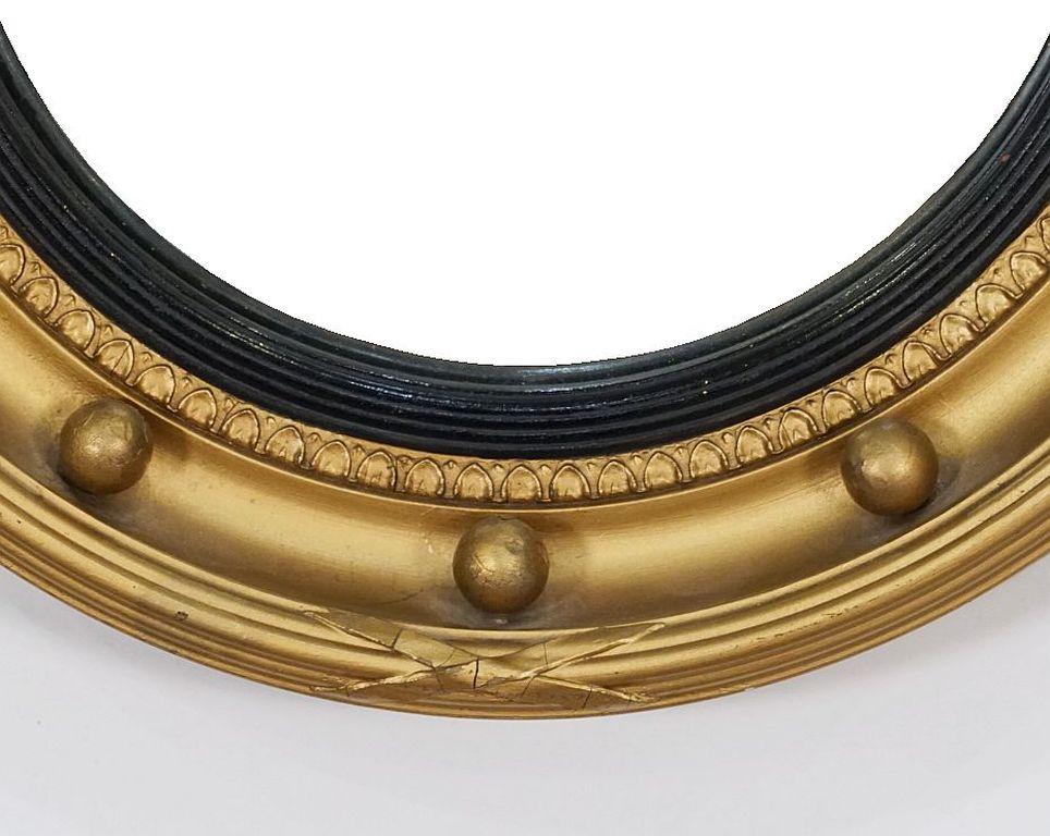 Small English Round Gilt Framed Convex Mirror in the Regency Style (Dia 11 7/8) For Sale 2