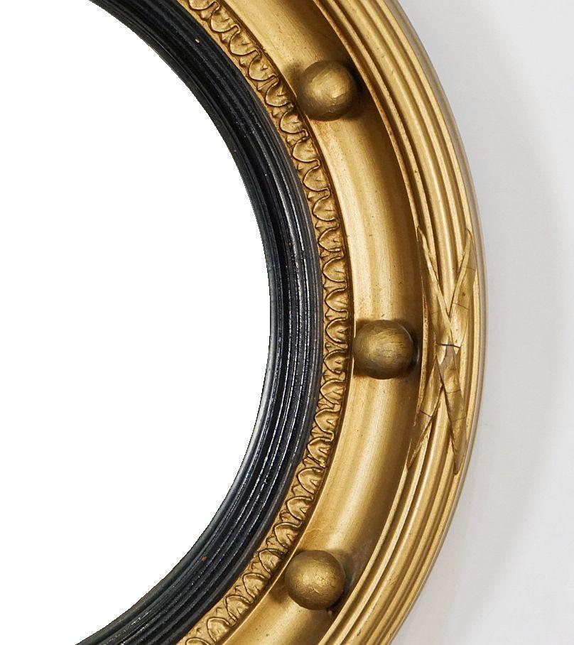 Small English Round Gilt Framed Convex Mirror in the Regency Style (Dia 11 7/8) For Sale 4
