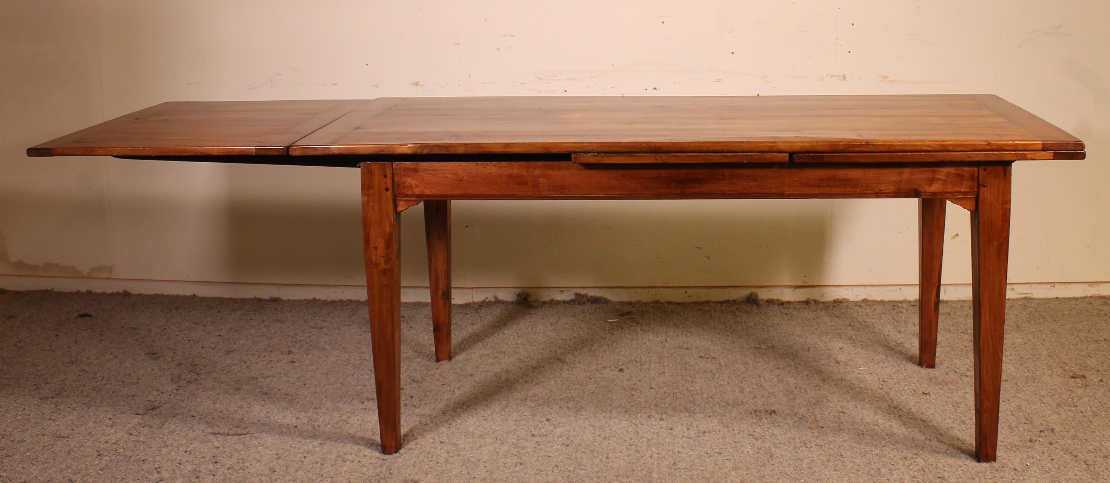 French Small Extendable Table in Cherry Wood from the 19th Century For Sale