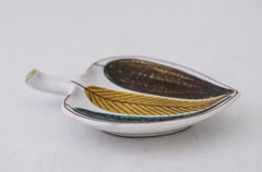 Piccola ciotola di faience con foglie - Stig Lindberg - Gustavsberg Studio - metà del 20° secolo