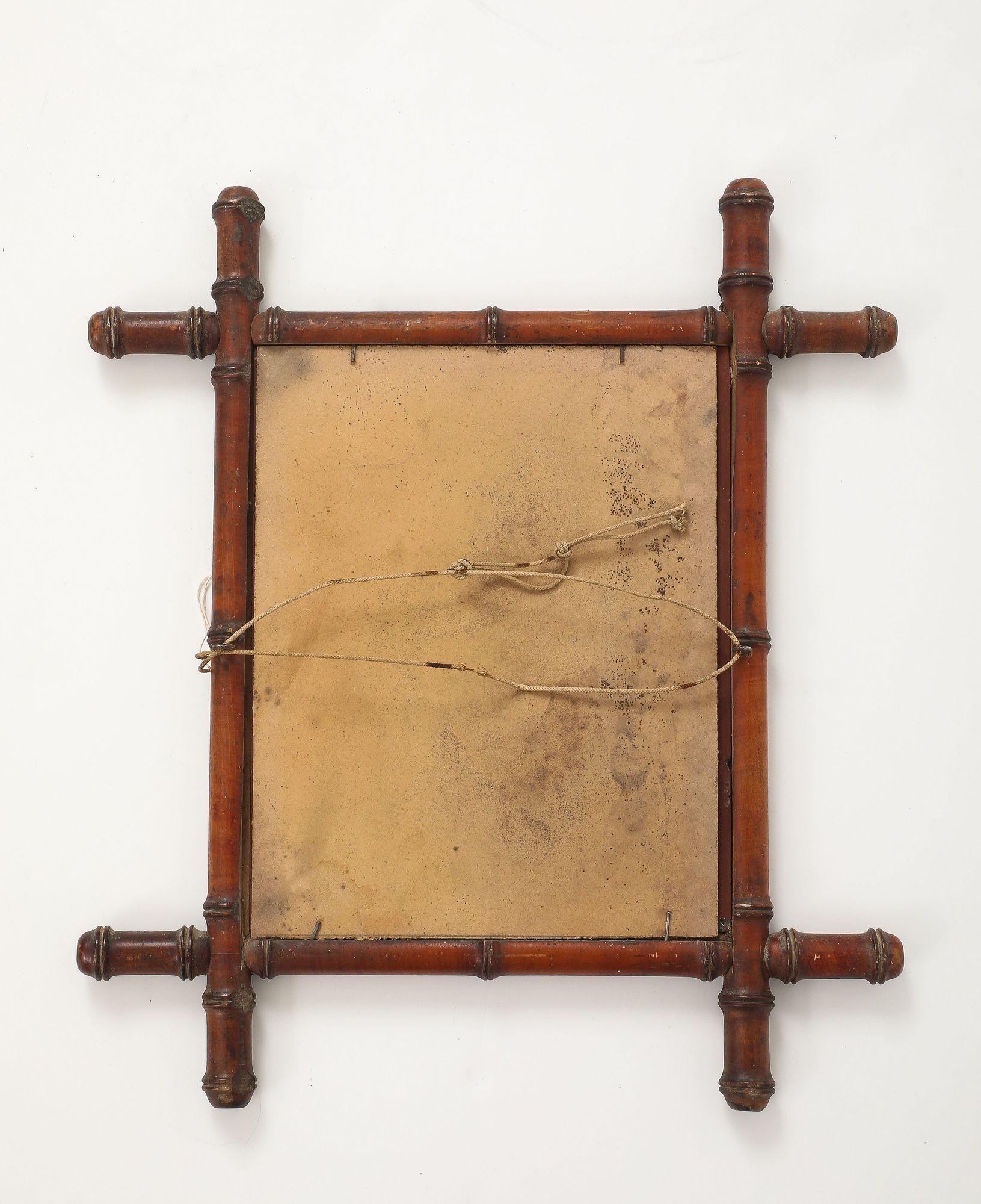 Espejo pequeño con marco tallado de imitación de bambú, Inglaterra Años 40 en venta 4