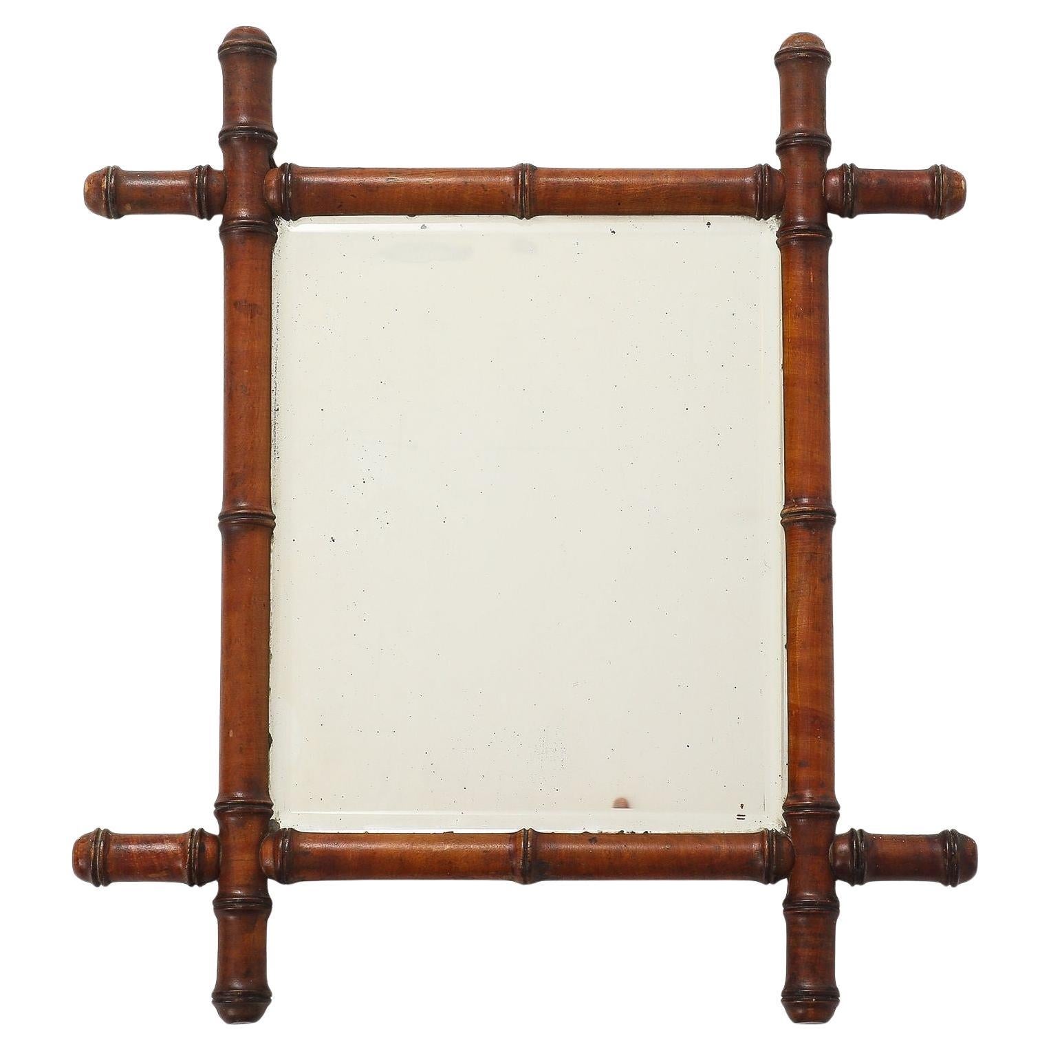 Petit miroir à cadre sculpté en faux bambou, Angleterre, années 1940