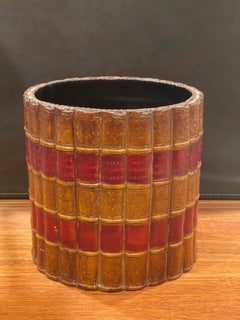 Papelera pequeña de imitación para libros de biblioteca de Maitland Smith