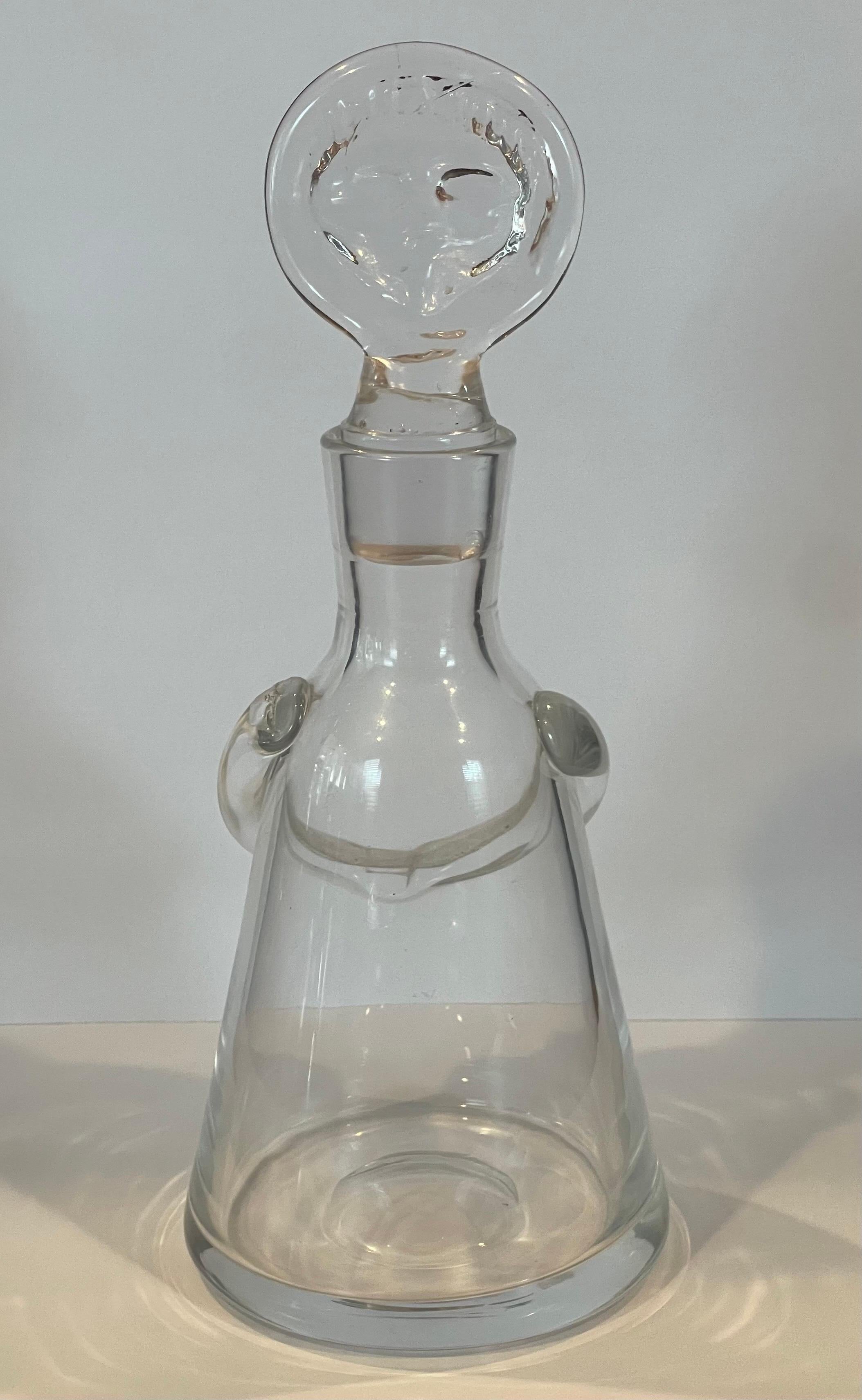 Small Figural Glass Decanter by Erik Hoglund for Boda Glassworks In Good Condition For Sale In San Diego, CA