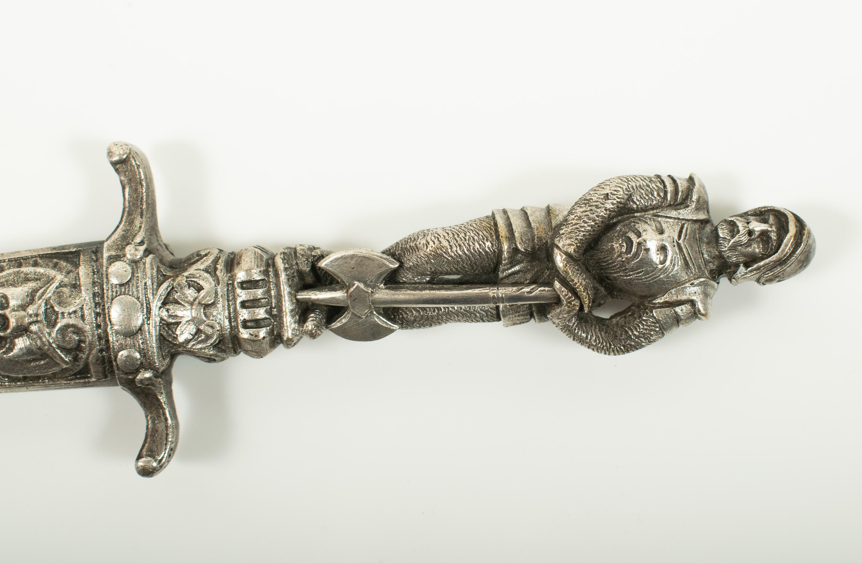 Figuraler romantischer Dagger des späten 19. Jahrhunderts (Spanisch) im Angebot