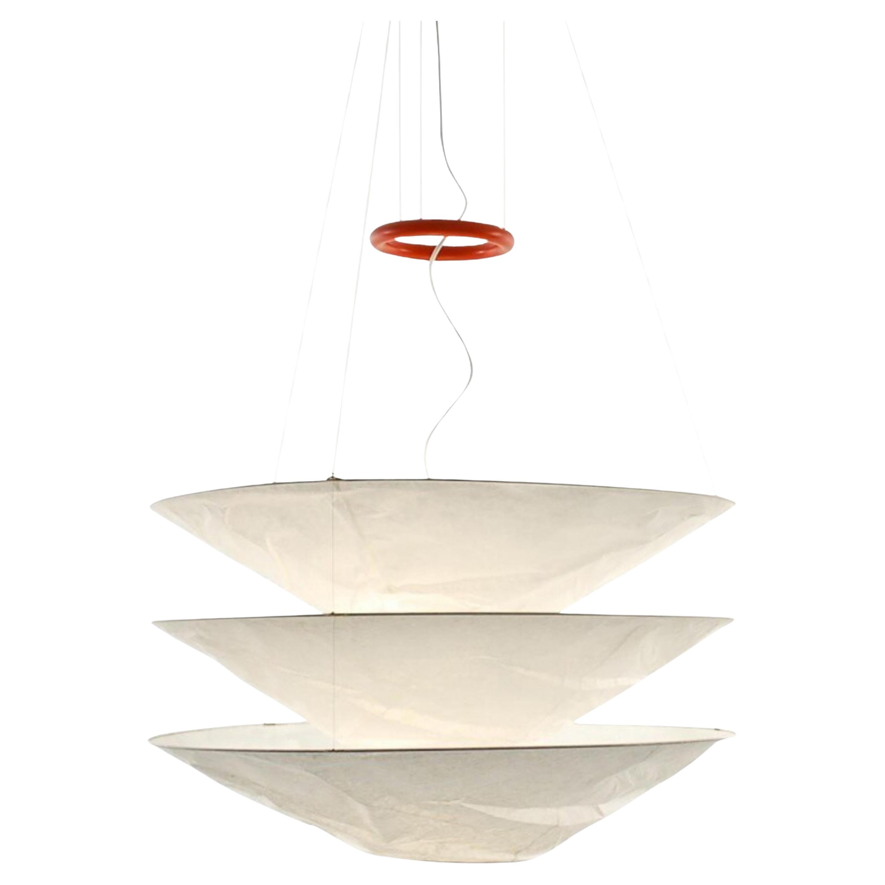 Petite lampe à suspension en papier japonais Floatation d
Ingo Maurer