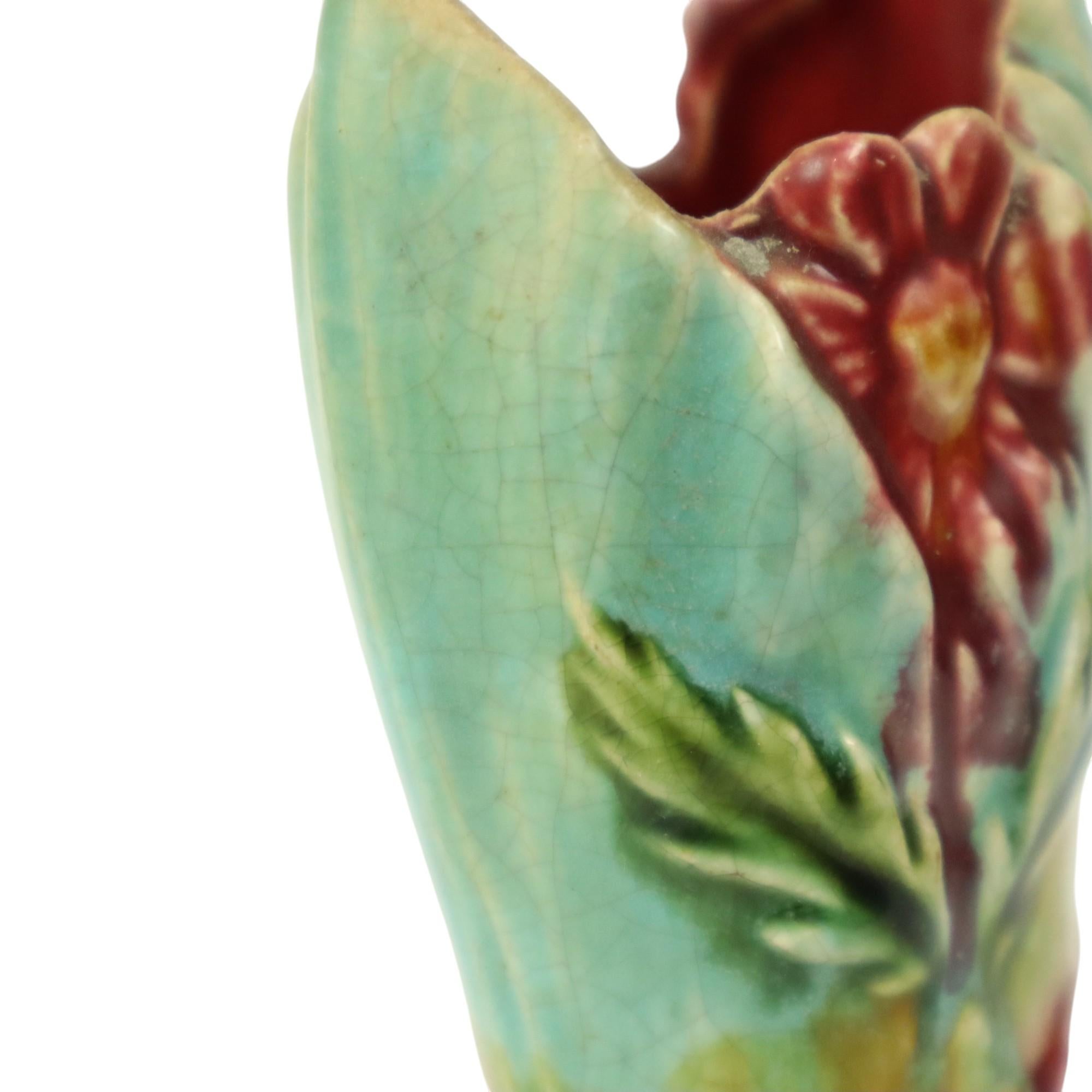 Kleine florale Jugendstil-Vase Crackle Majolika-Keramik im Angebot 1