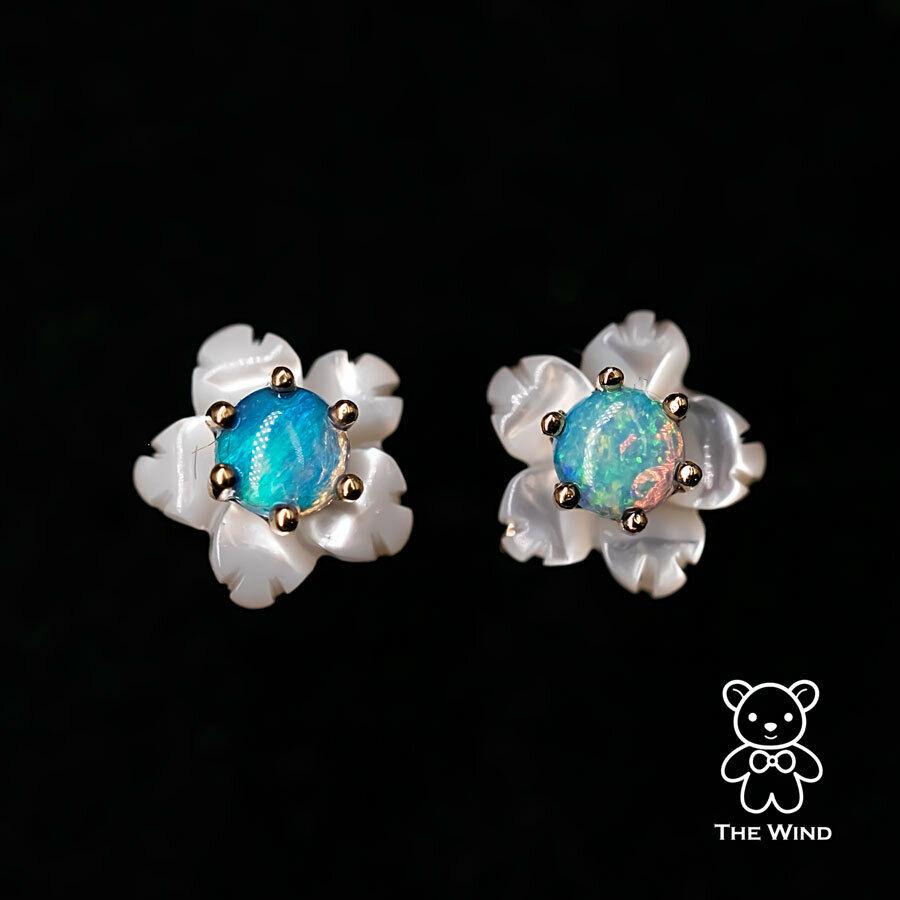 Small Flower Australian Solid Opal & Mother of Pearl Stud Earrings 18K Yellow Go For Sale 1