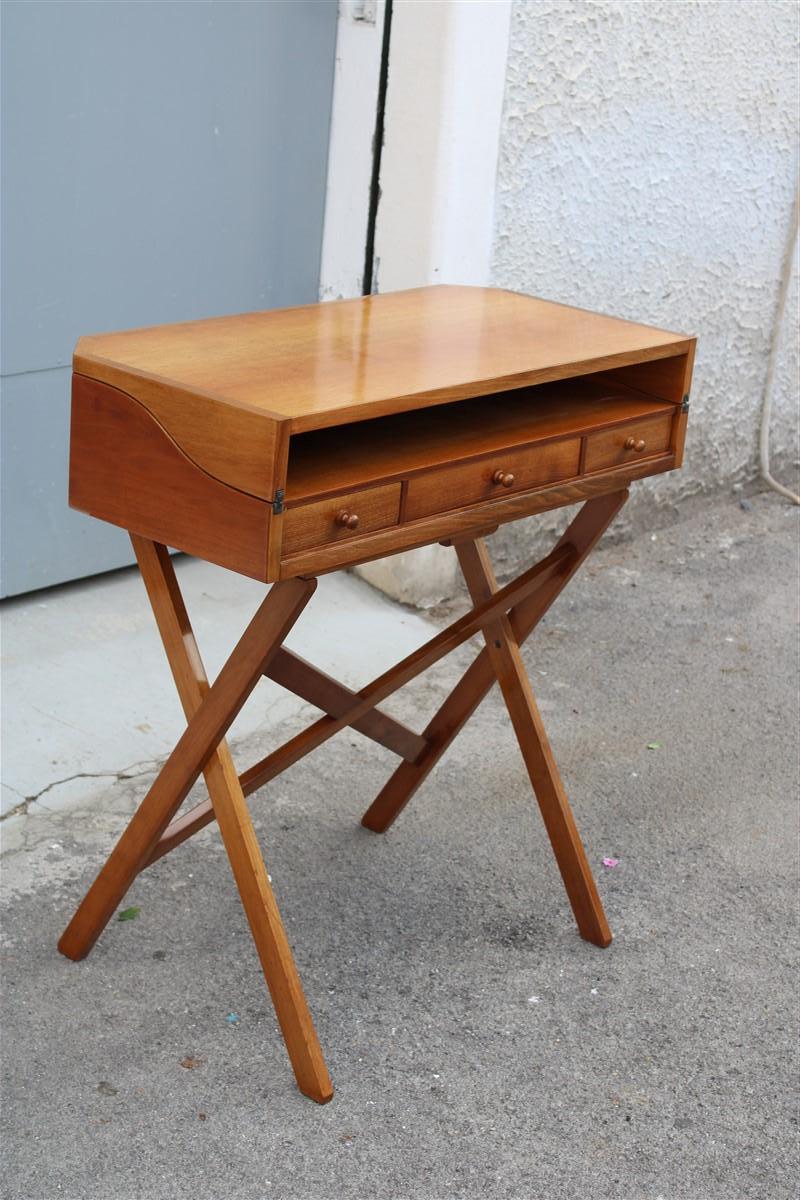 Small Folding Desk Cantieri Carugati Gianfranco Frattini 1959 in Italian Walnut For Sale 5