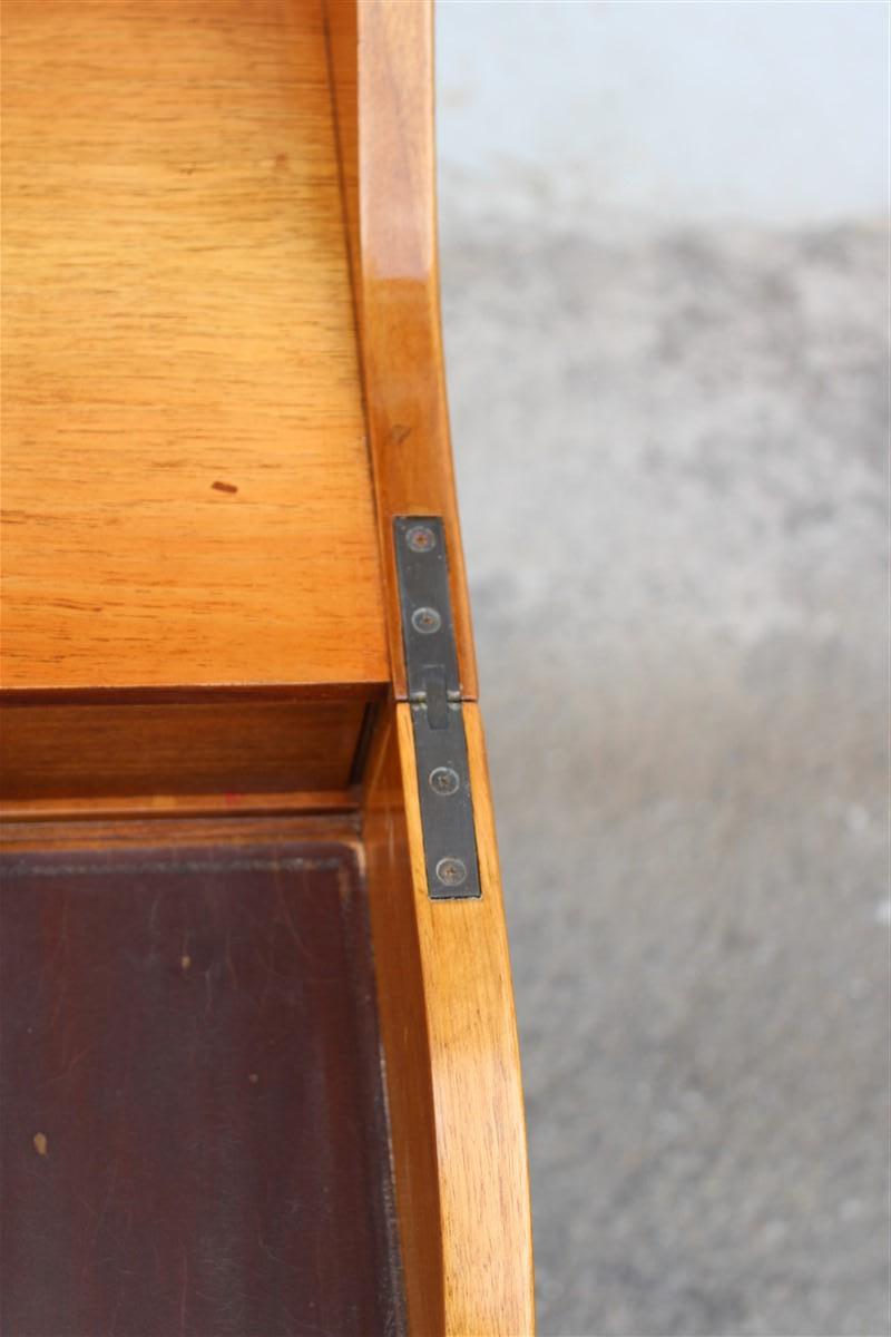 Small Folding Desk Cantieri Carugati Gianfranco Frattini 1959 in Italian Walnut For Sale 10