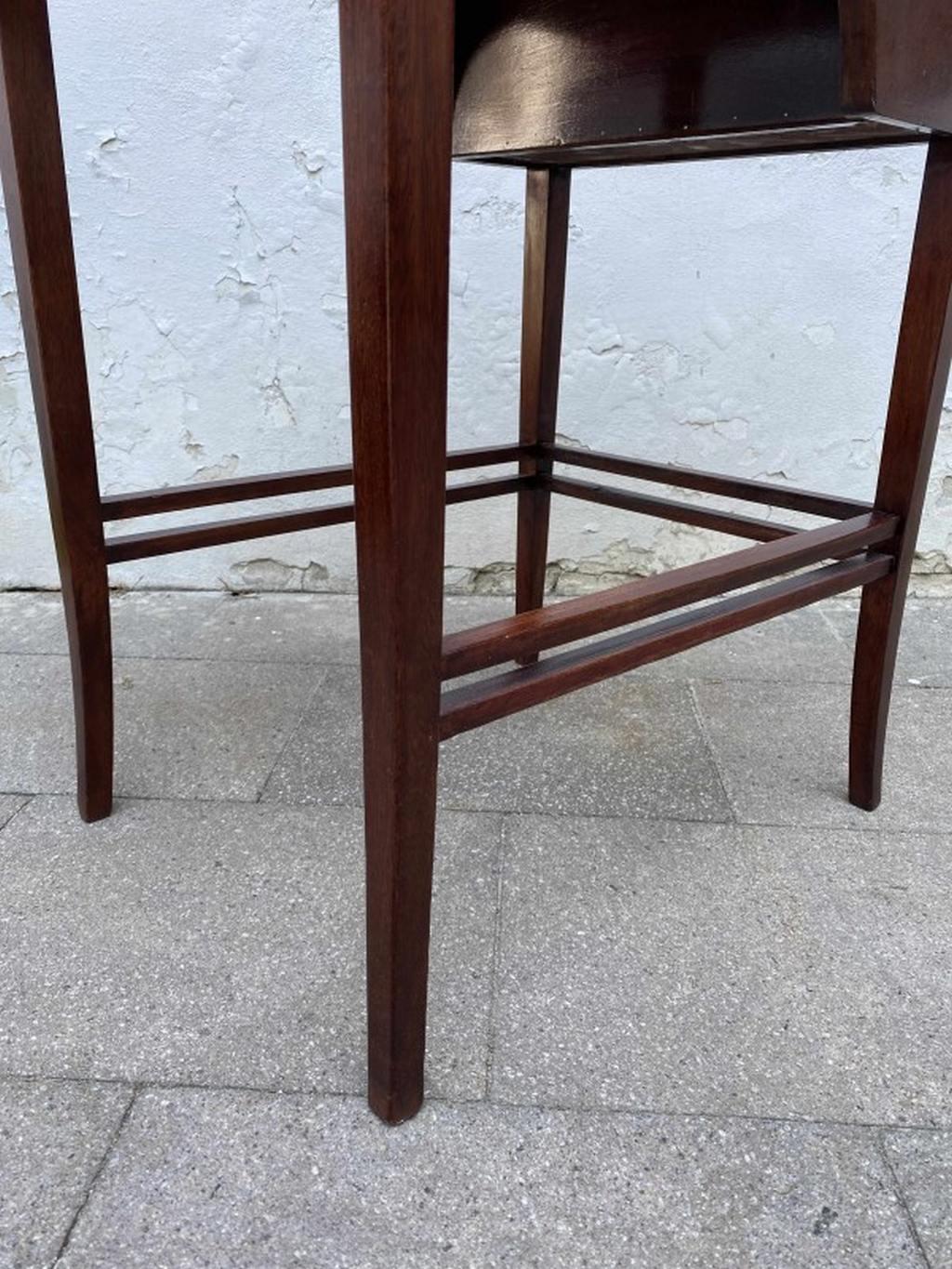 Small Folding Table by Portois & Fix Wien In Excellent Condition In Banská Štiavnica, SK