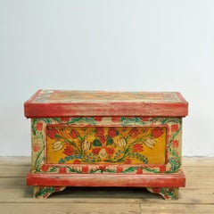 small Folk art chest, circa 1930