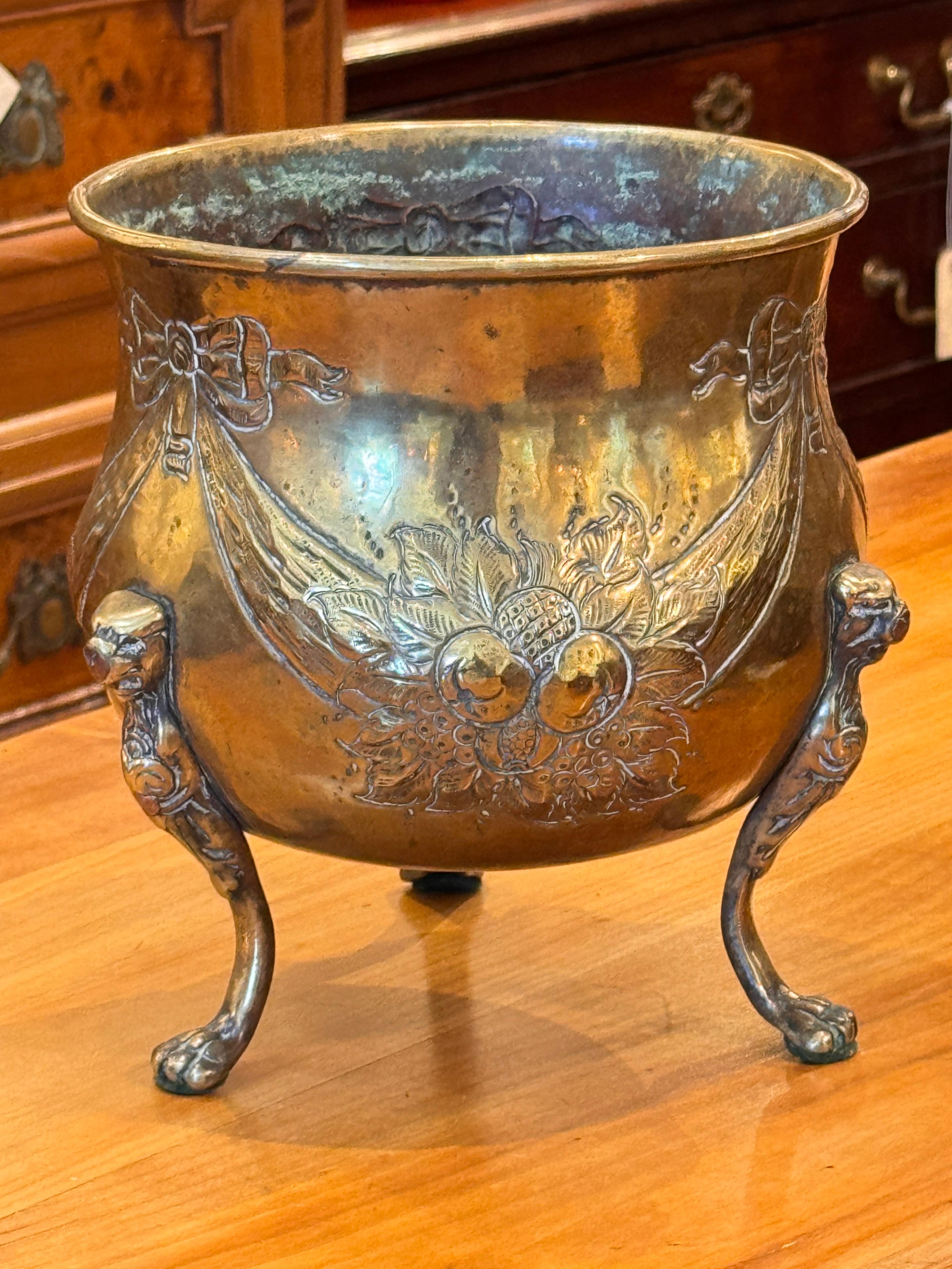 English Small Footed Brass Planter With Bows and Fruit Motif For Sale