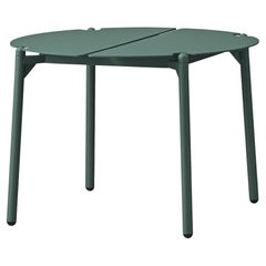 Piccolo tavolo da salotto minimalista della foresta