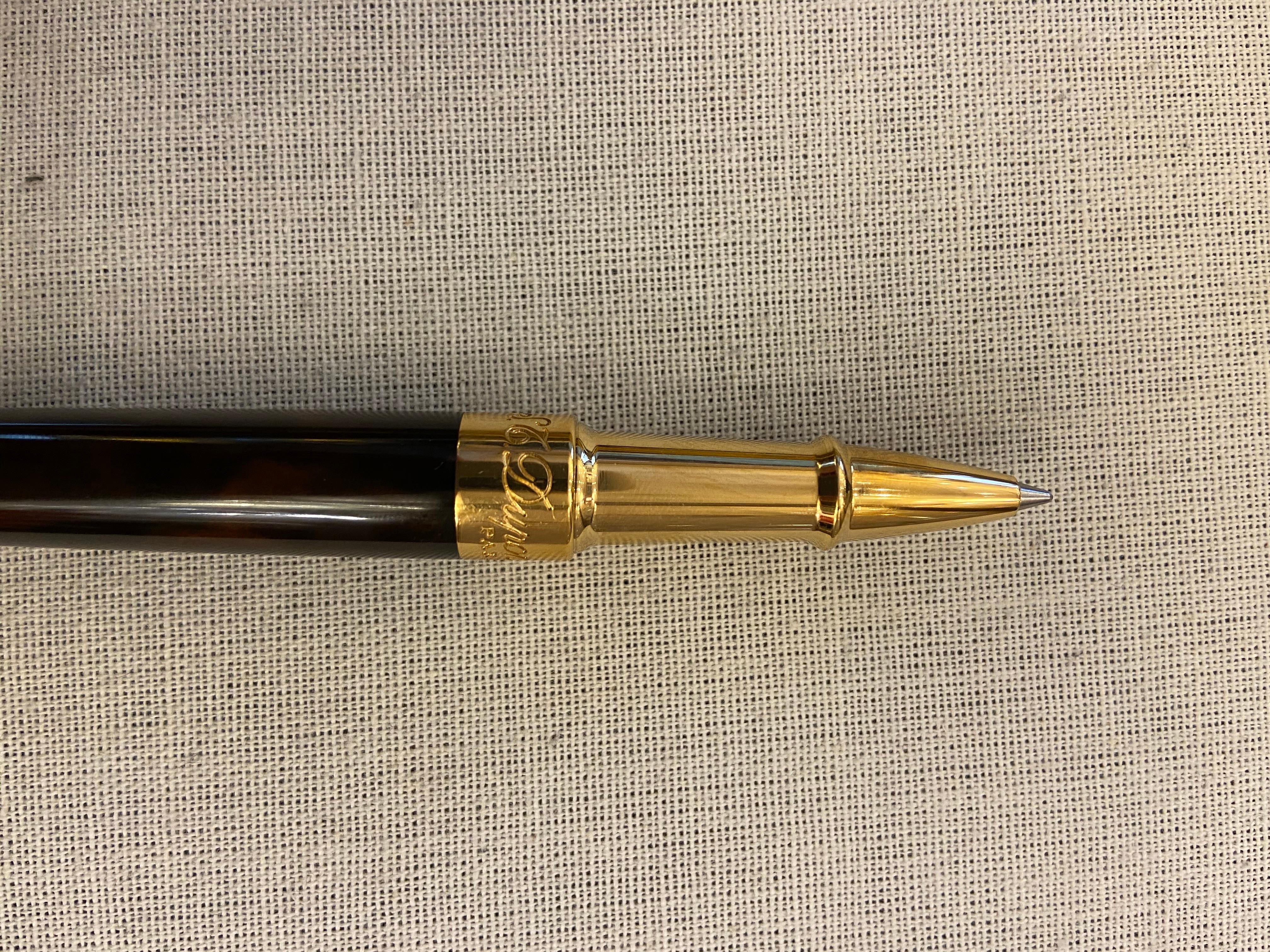 Petit stylo à bille à roulettes, Édition ST Dupont, Atelier 1953, Line D Excellent état - En vente à Saint Ouen, FR