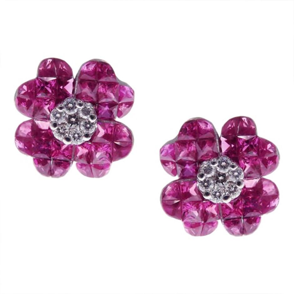 Small Four-Leaf Ruby Invisible Earring Ring Set For Sale 1