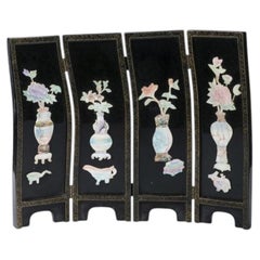 Small four-panel screen