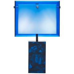 Blaue Tischlampe aus Fraktalharz und Plexiglas von Marie Claude De Fouquieres