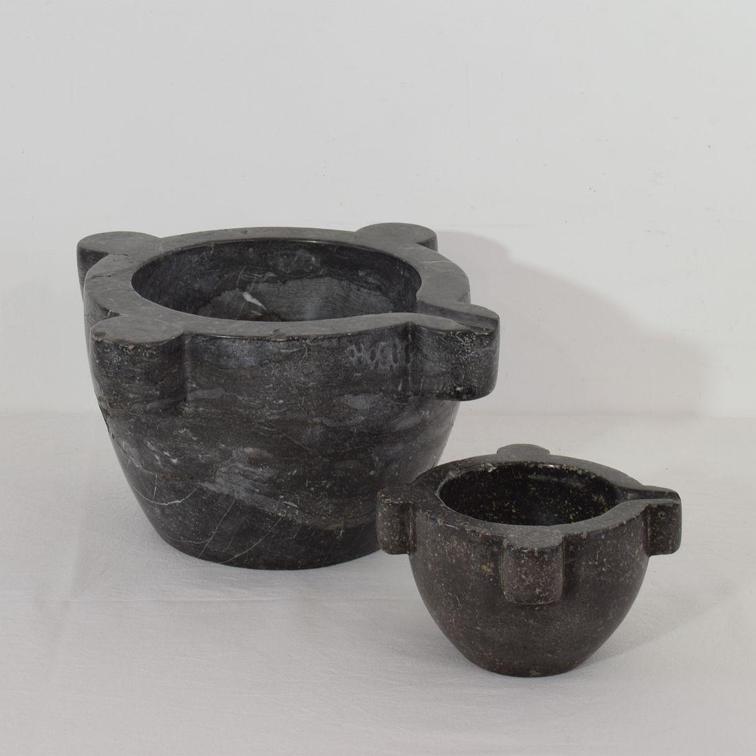 Small French 18th-19th Century Black Marble Mortar 7