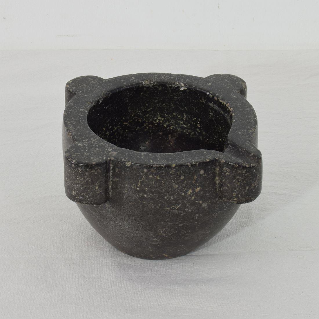 Small French 18th-19th Century Black Marble Mortar 1