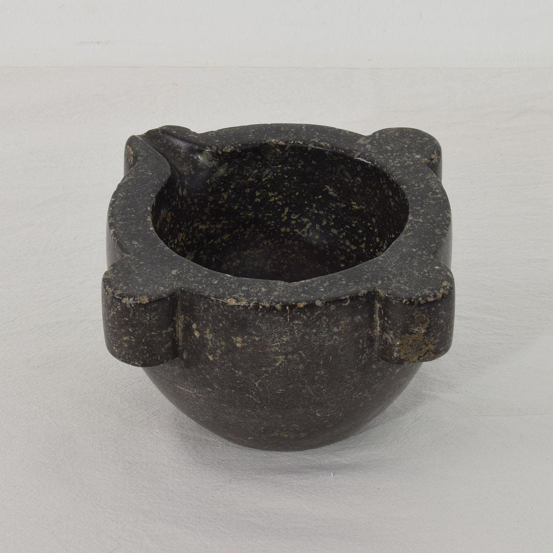 Small French 18th-19th Century Black Marble Mortar 3