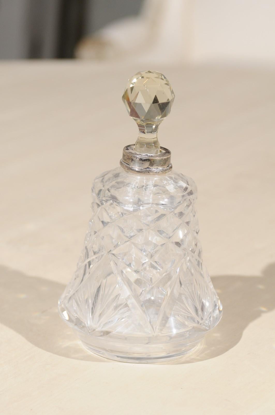 Small French 1920s Crystal Toiletry Bottle with Silver Neck and Diamond Motifs For Sale 3