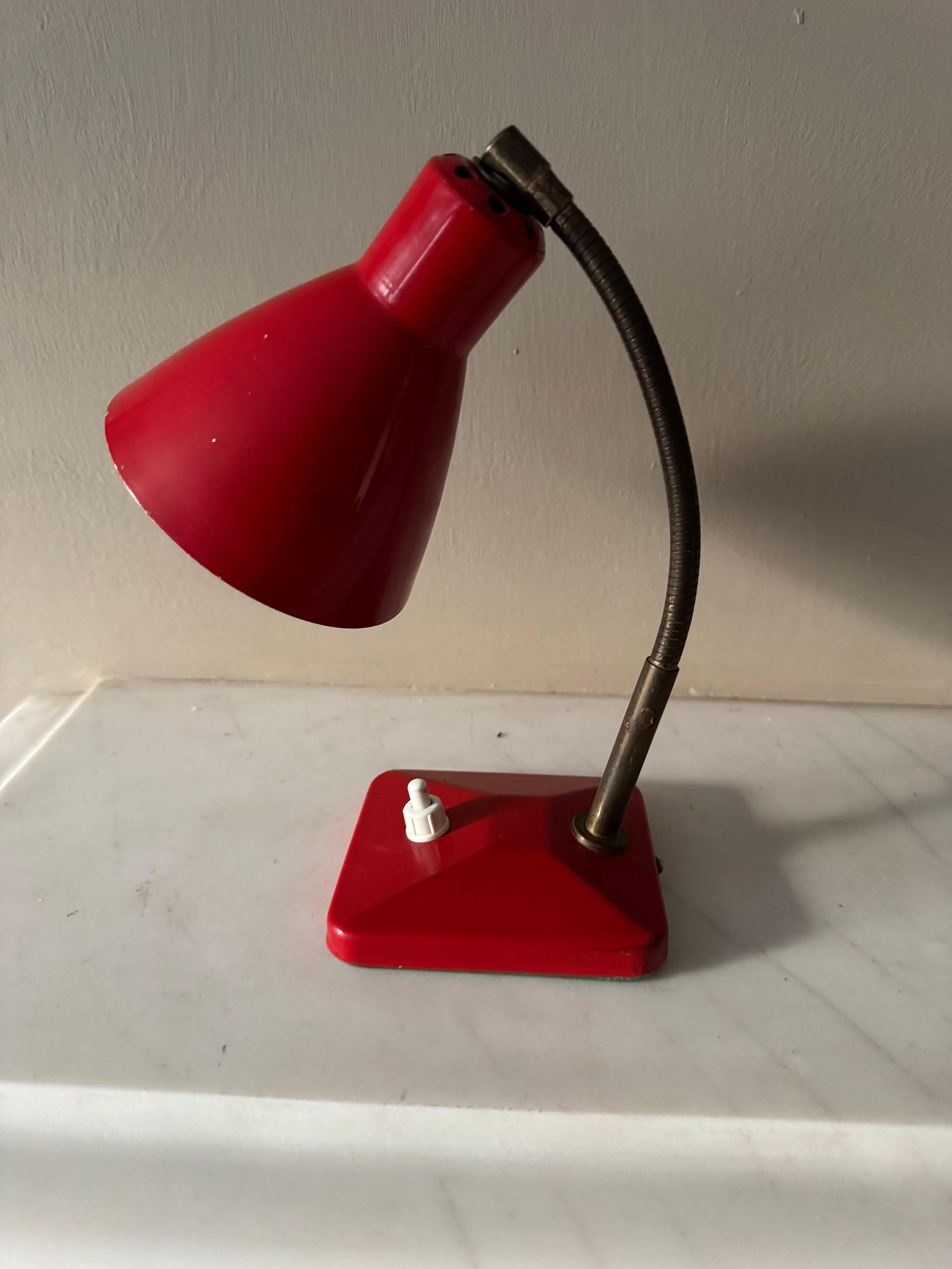 Piccola lampada cocotte francese degli anni '50 In condizioni buone in vendita a London, GB