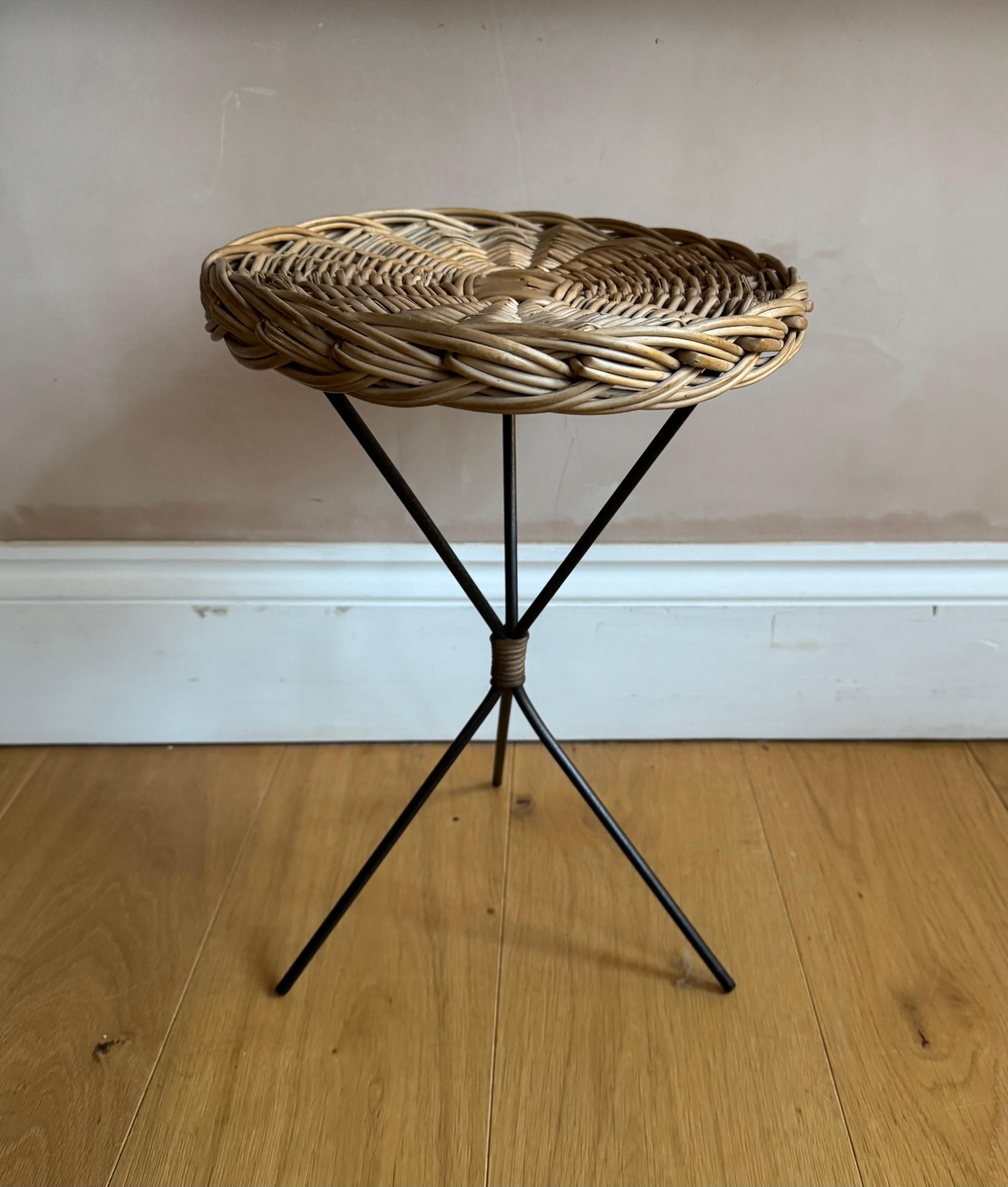 Small French 1950’s rattan and black metal side table In Good Condition In London, GB
