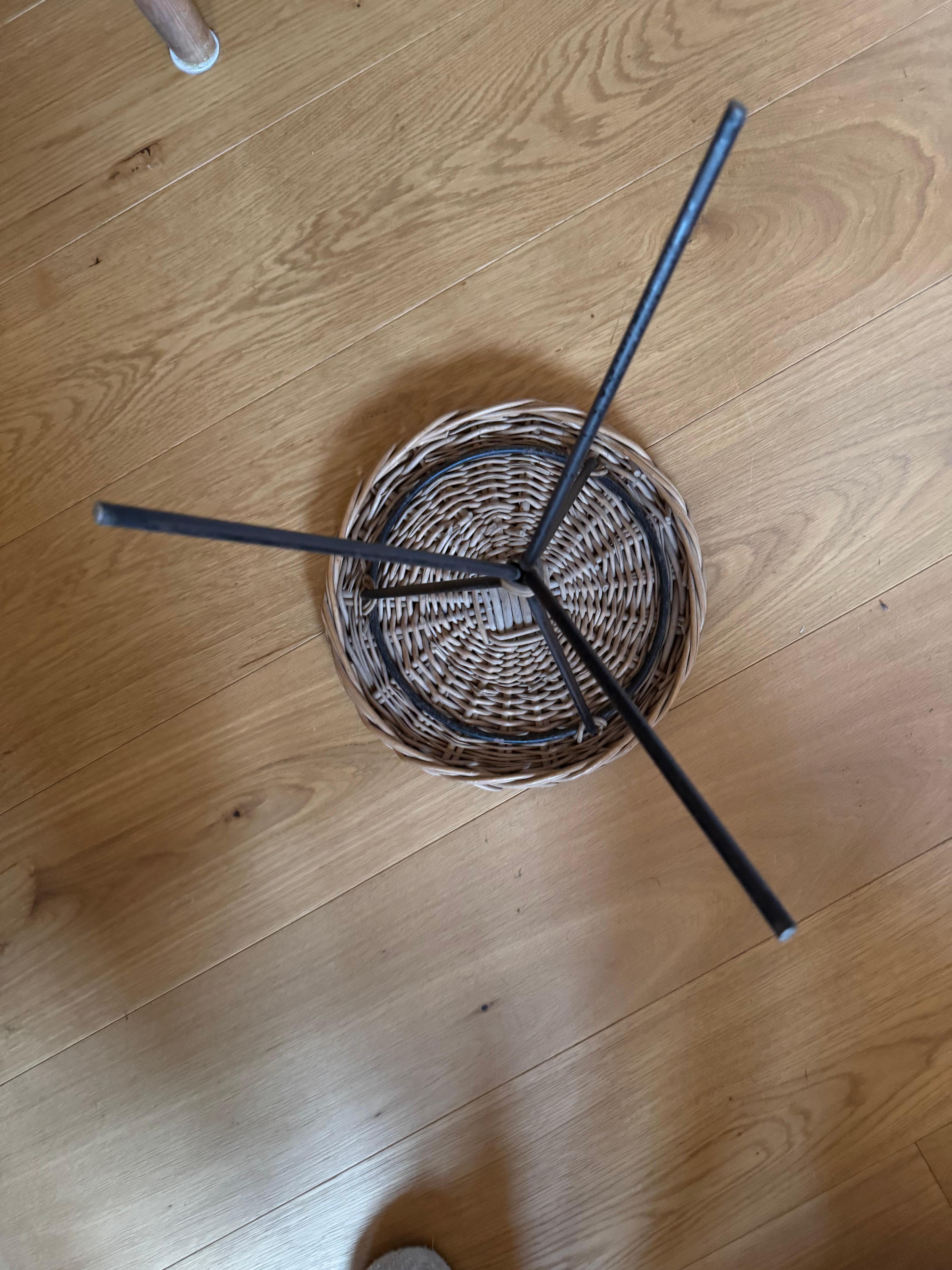 Small French 1950’s rattan and black metal side table 1
