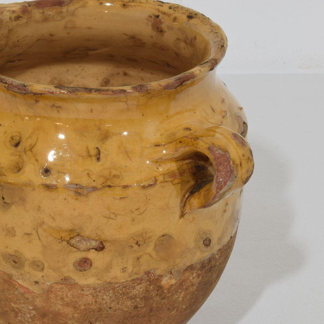 Petite jarre à confit française du 19ème siècle en céramique à glaçure jaune en vente 1
