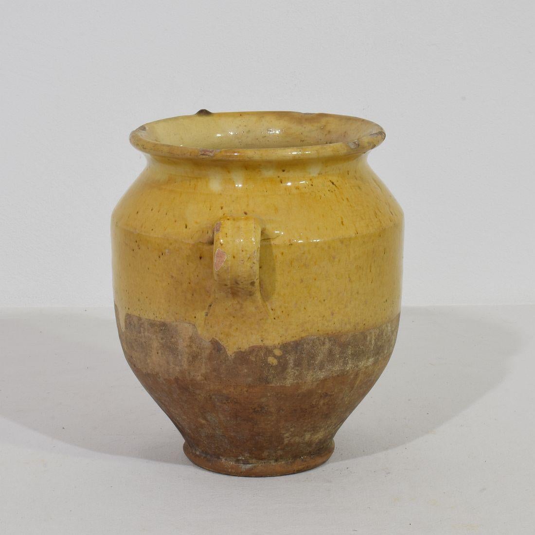 Petit pot à confiture en céramique émaillée jaune du 19ème siècle (pot) Bon état - En vente à Buisson, FR
