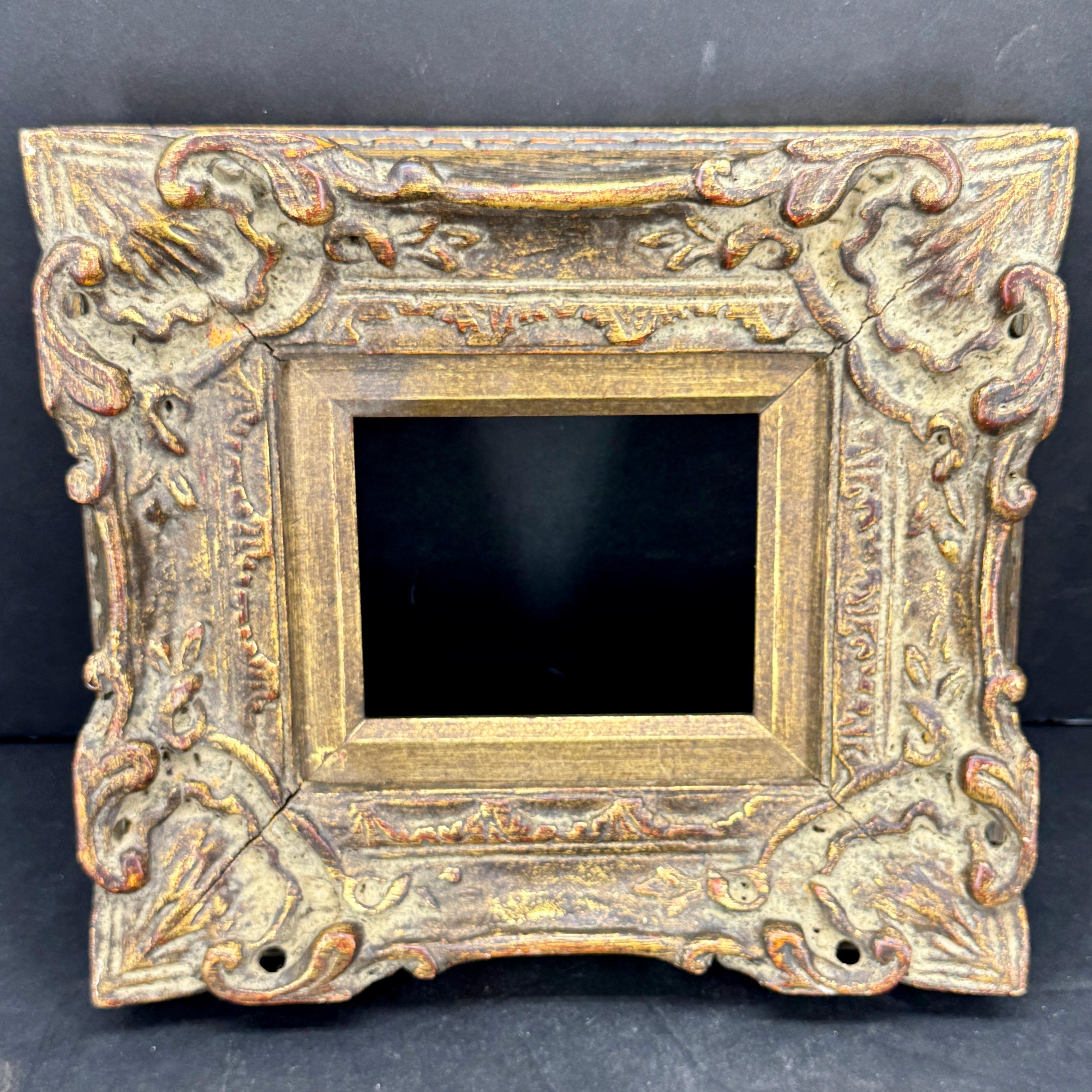 A charming frame from France that is suitable for most style artwork including prints, watercolors as well as oil on board paintings.  This frame certainly captures that vintage European vibe.