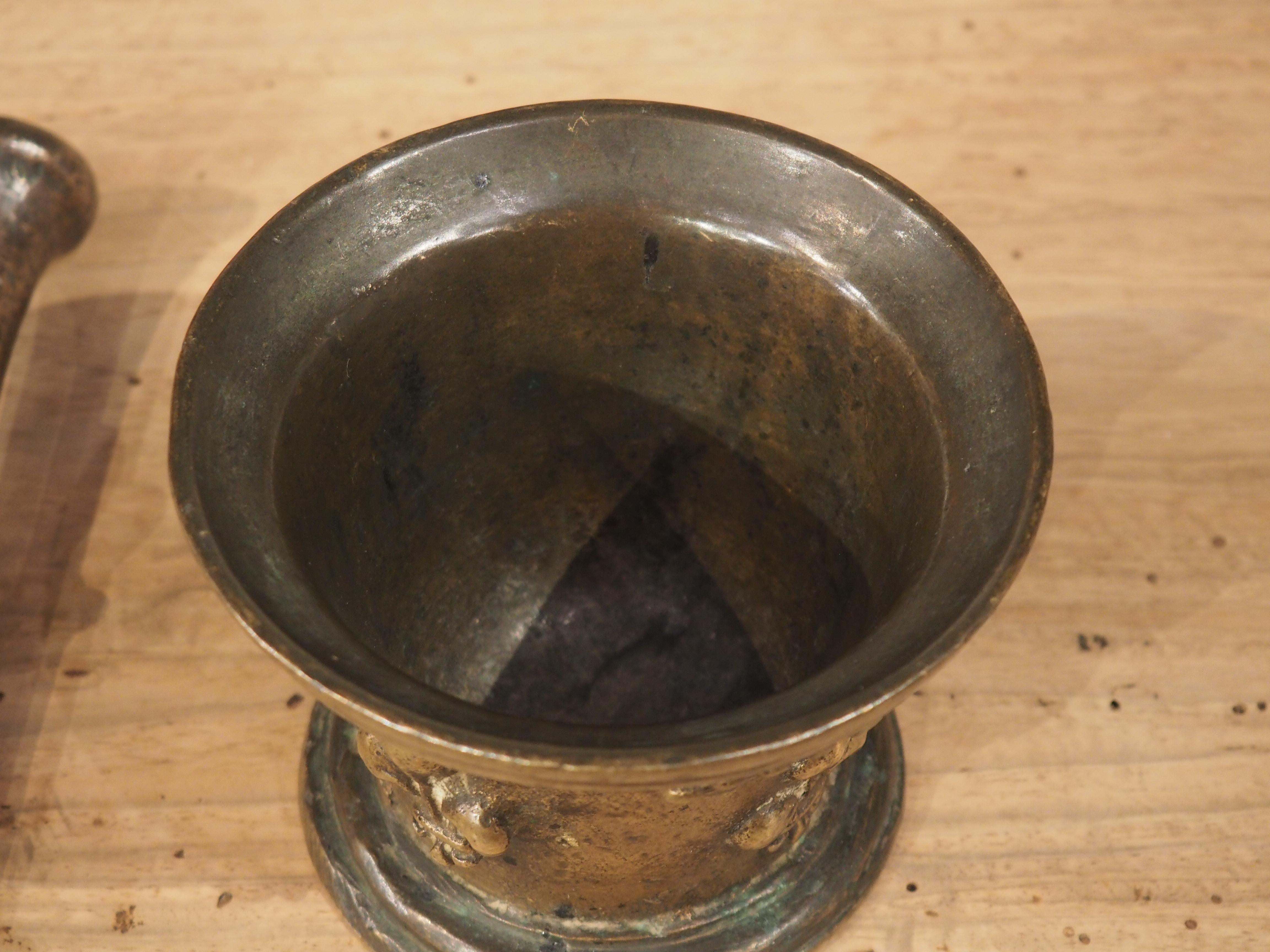 Small French Bronze Mortar and Pestle with Fleur De Lys and Crown, Circa 1700 In Good Condition For Sale In Dallas, TX