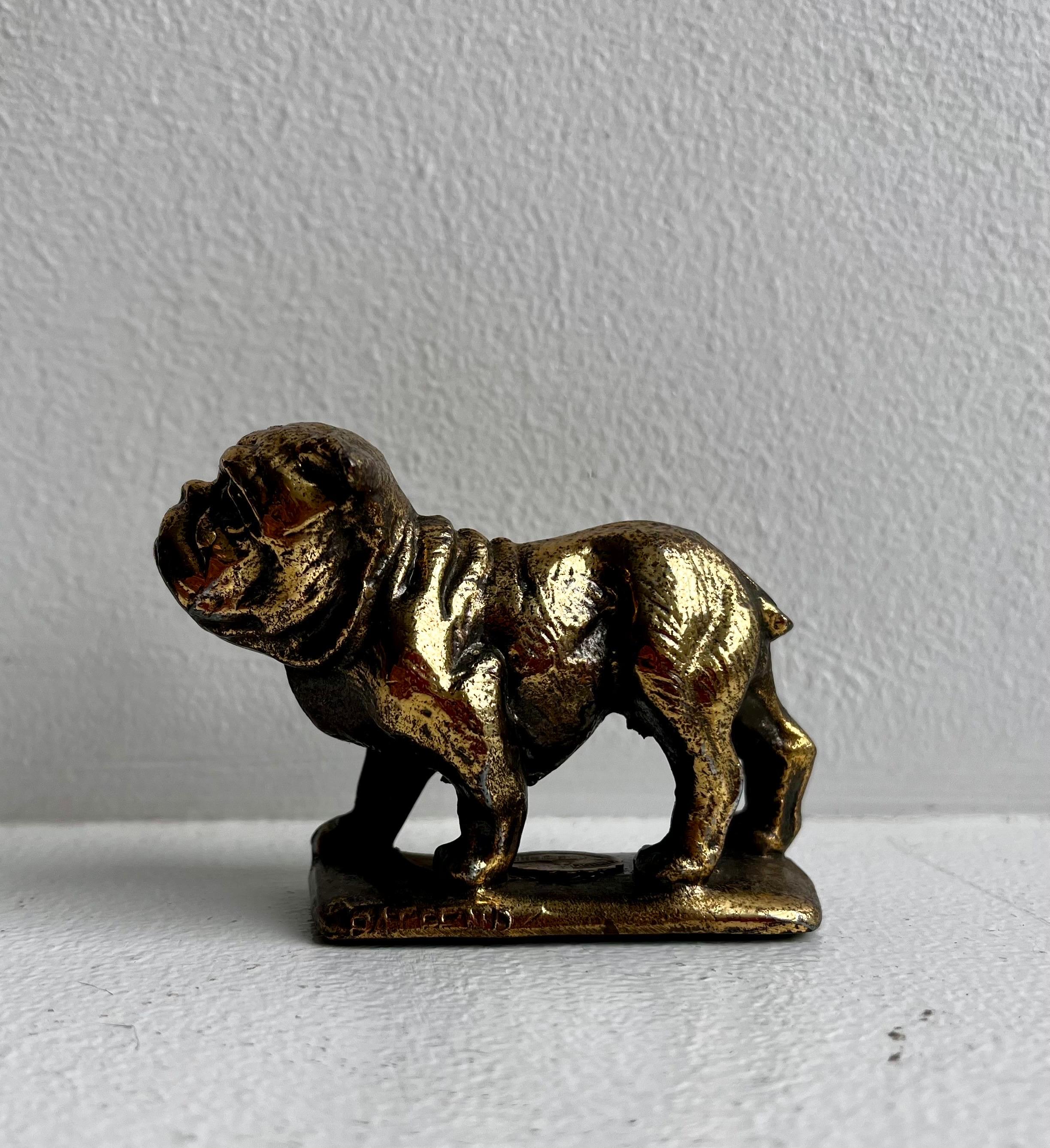 Americano Statua o fermacarte di bulldog 