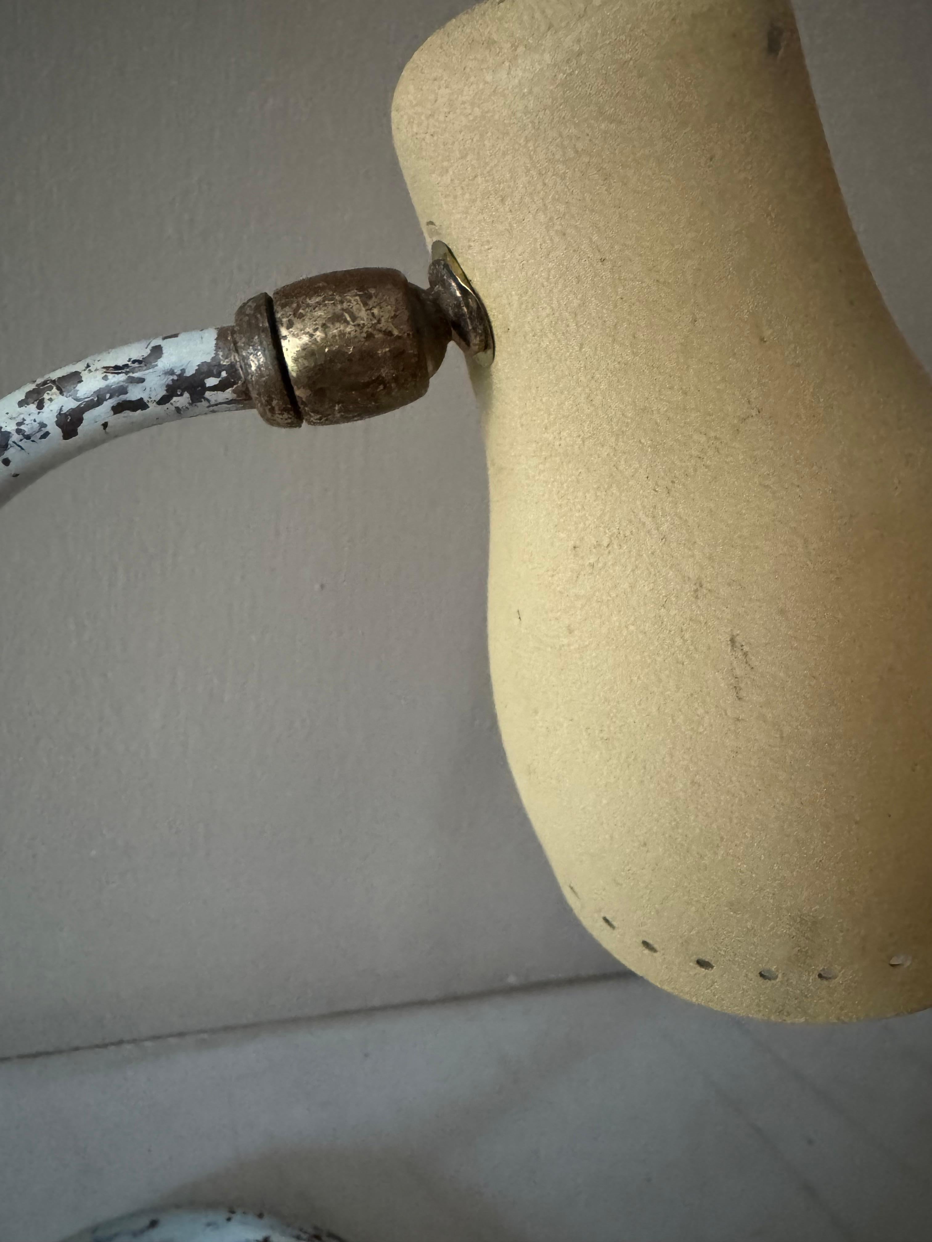 Metal Small French cocotte desk lamp For Sale