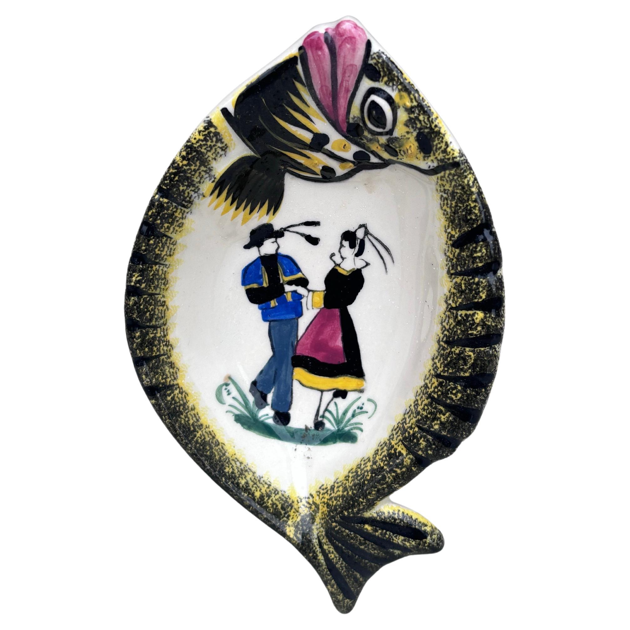 Small French Faience Fish Platter Henriot Quimper, Circa 1930
