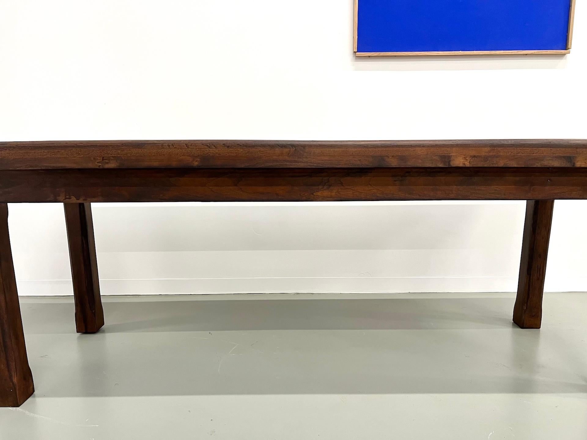 Walnut Small french farm table from the 50s in blond walnut For Sale