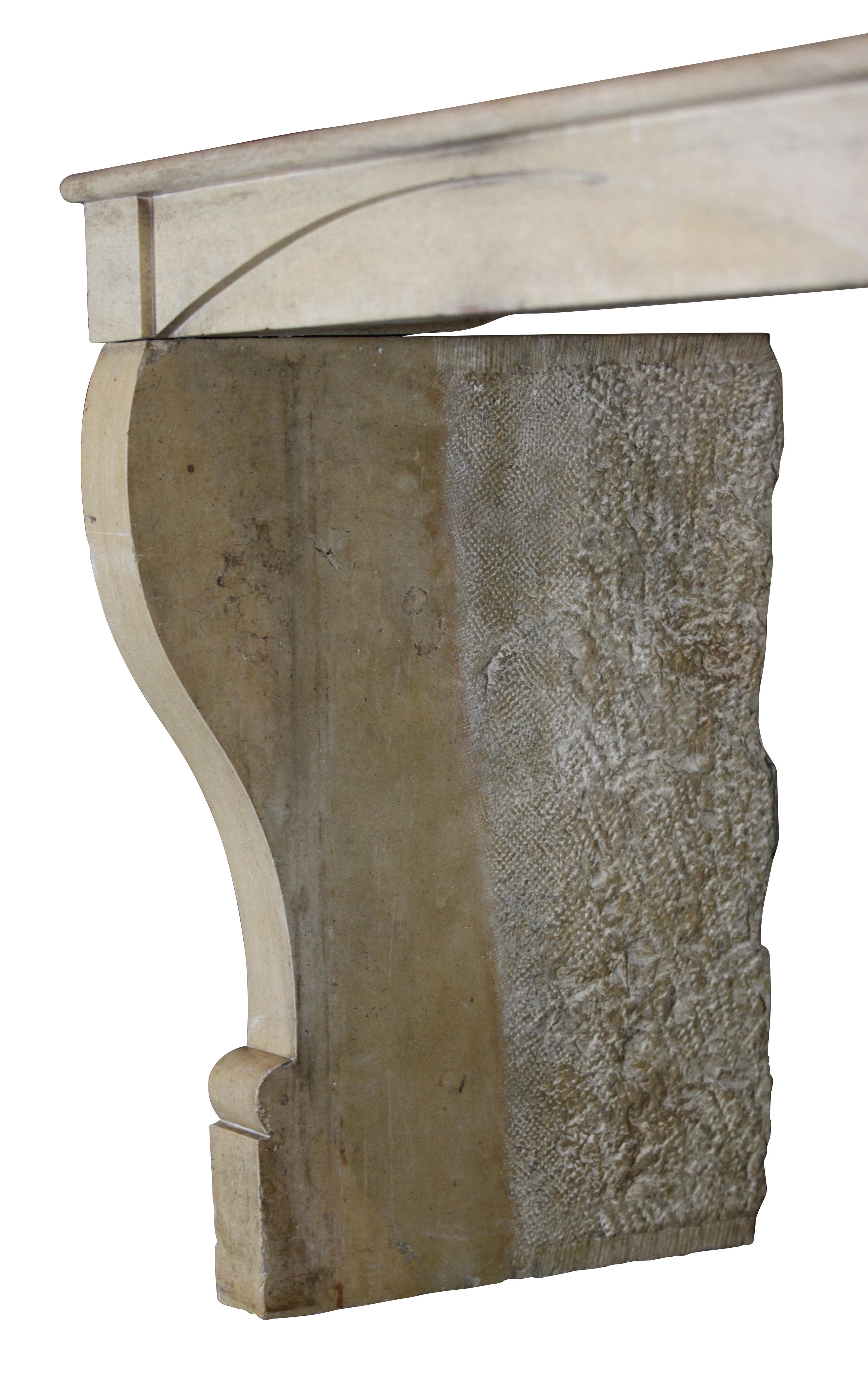 Small French Fireplace Surround in Limestone for Timeless Modern Interior For Sale 2