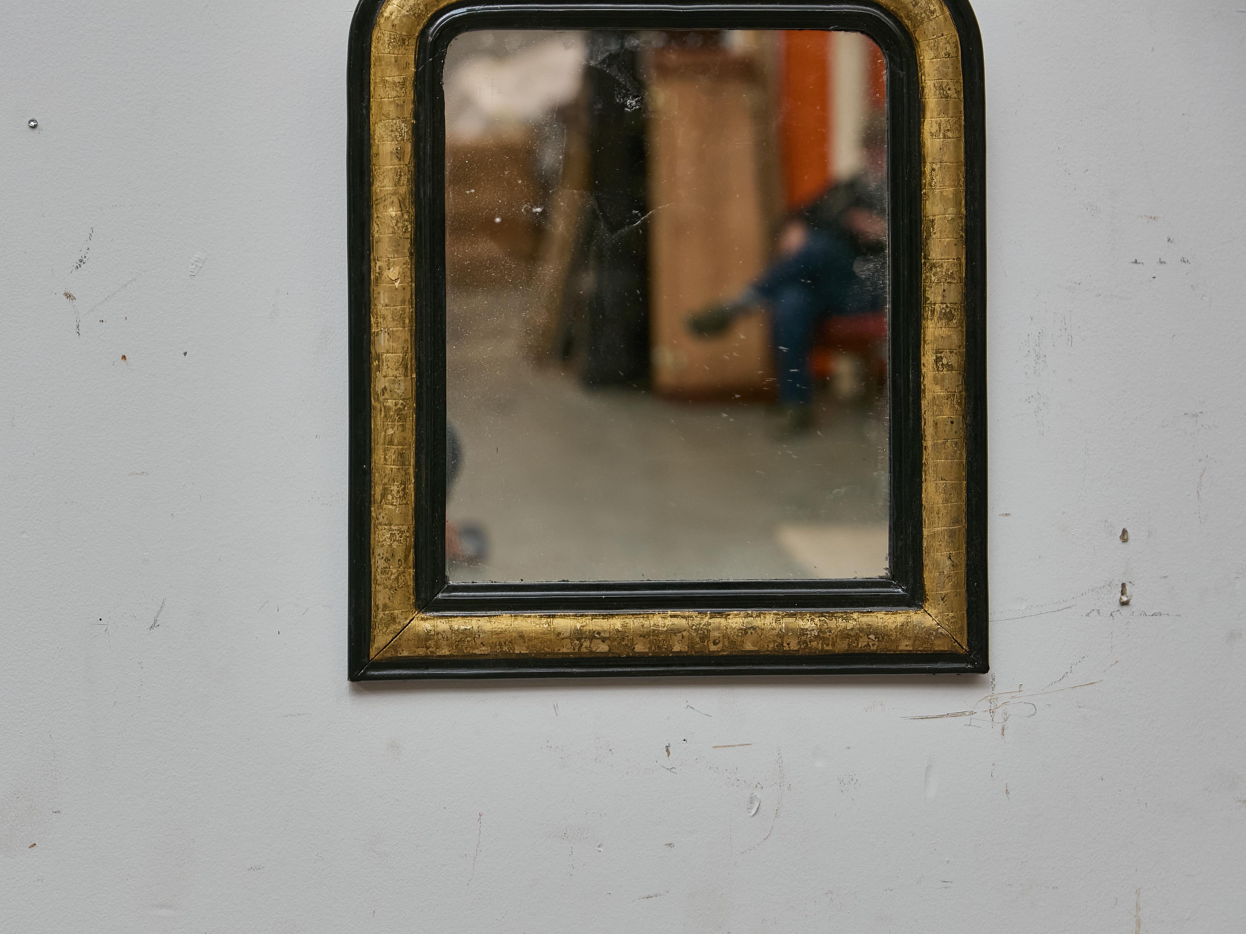 Small French Louis-Philippe Mirror with Gilt and Black Frame, circa 1850 In Good Condition For Sale In Atlanta, GA
