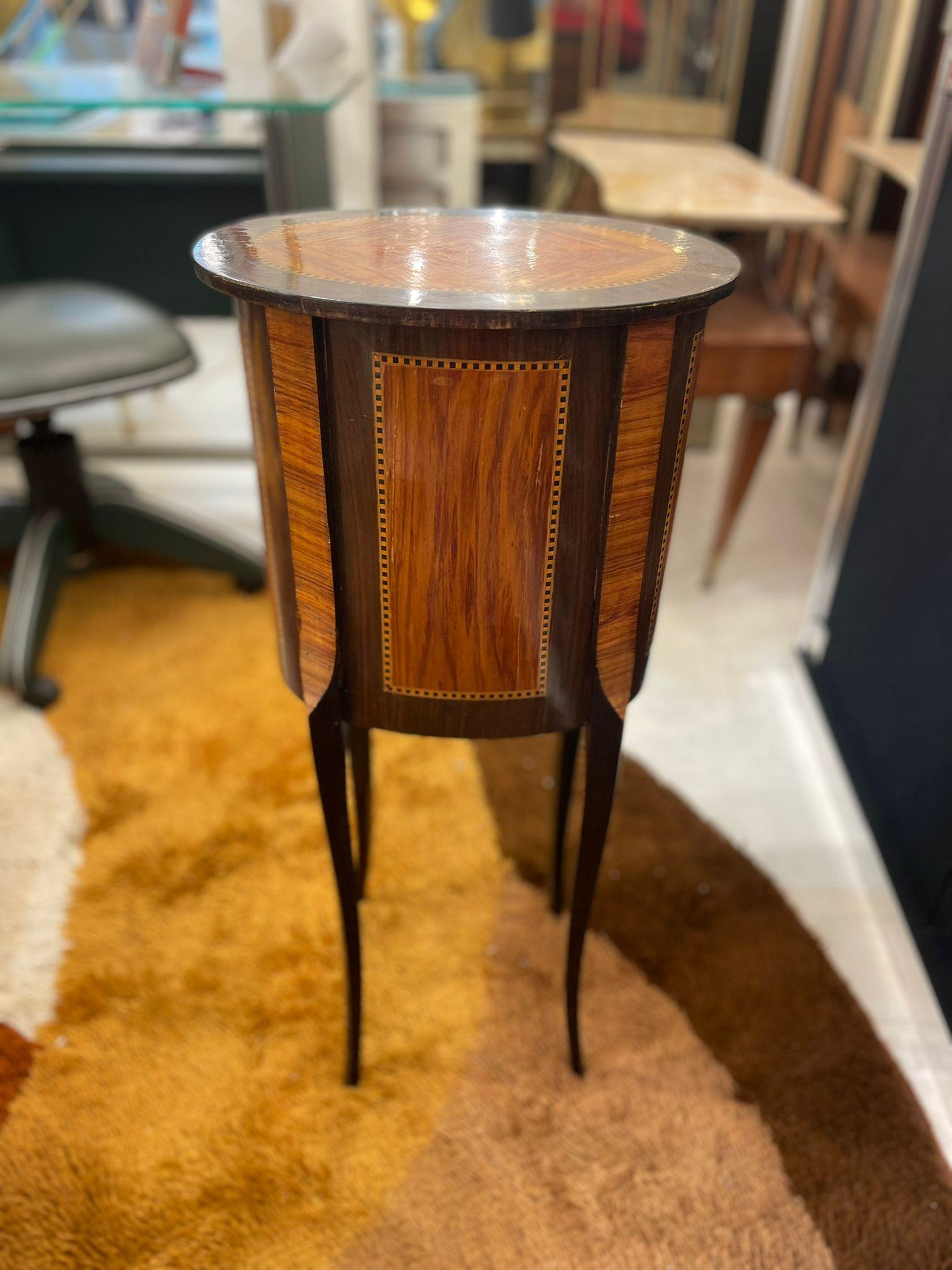 Small French Louis XV Inlaid Kingwood Side Table 3