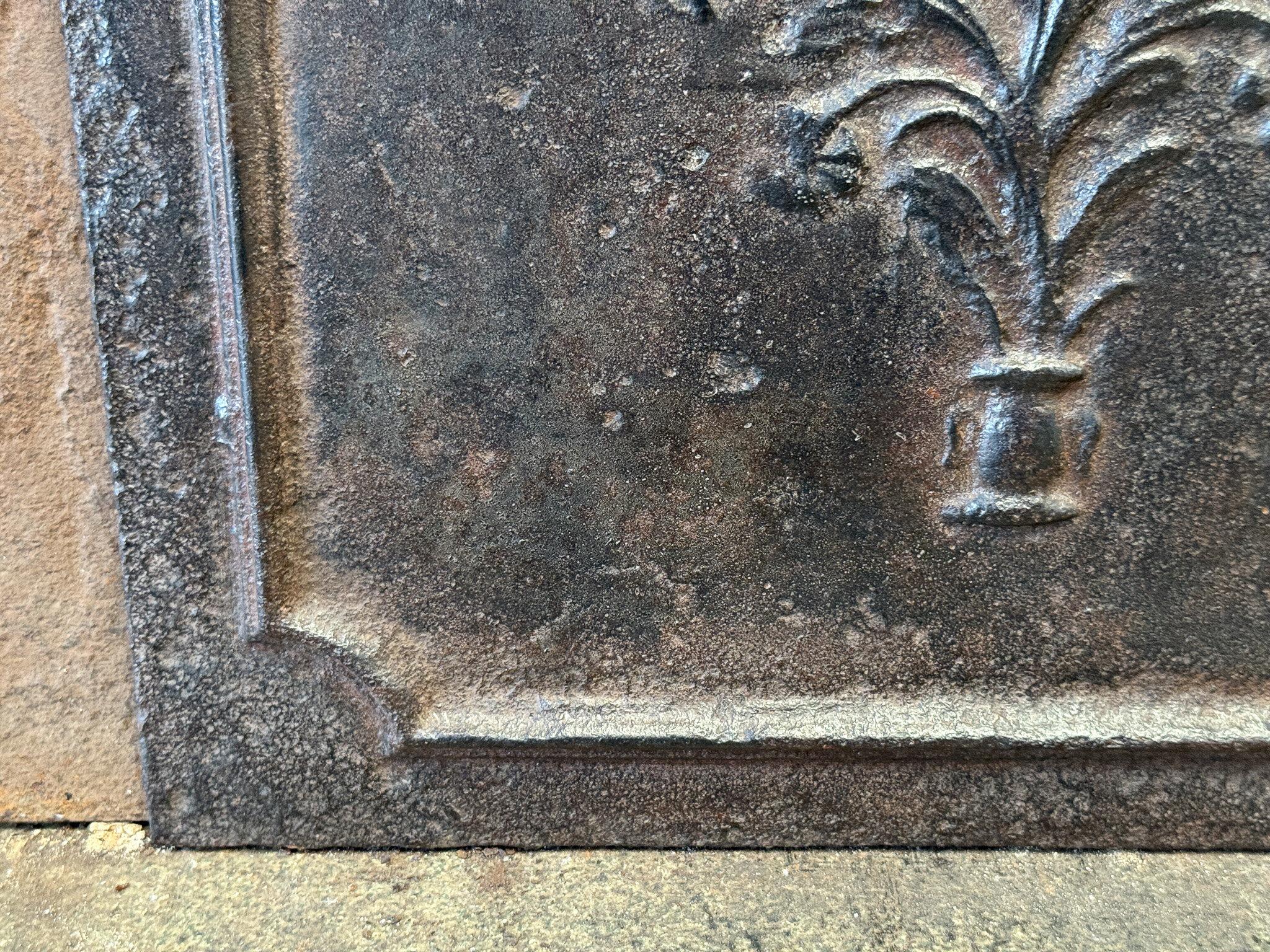 Piccolo cesto di fiori francese del periodo Luigi XV in vendita 4