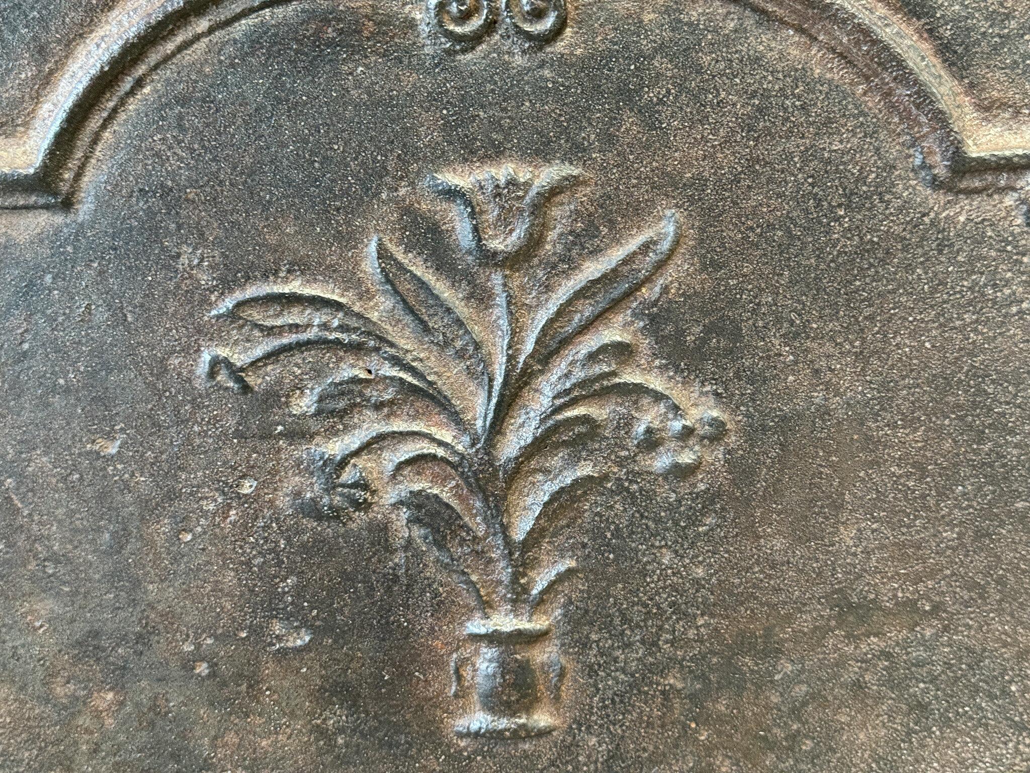 Piccolo cesto di fiori francese del periodo Luigi XV in vendita 2